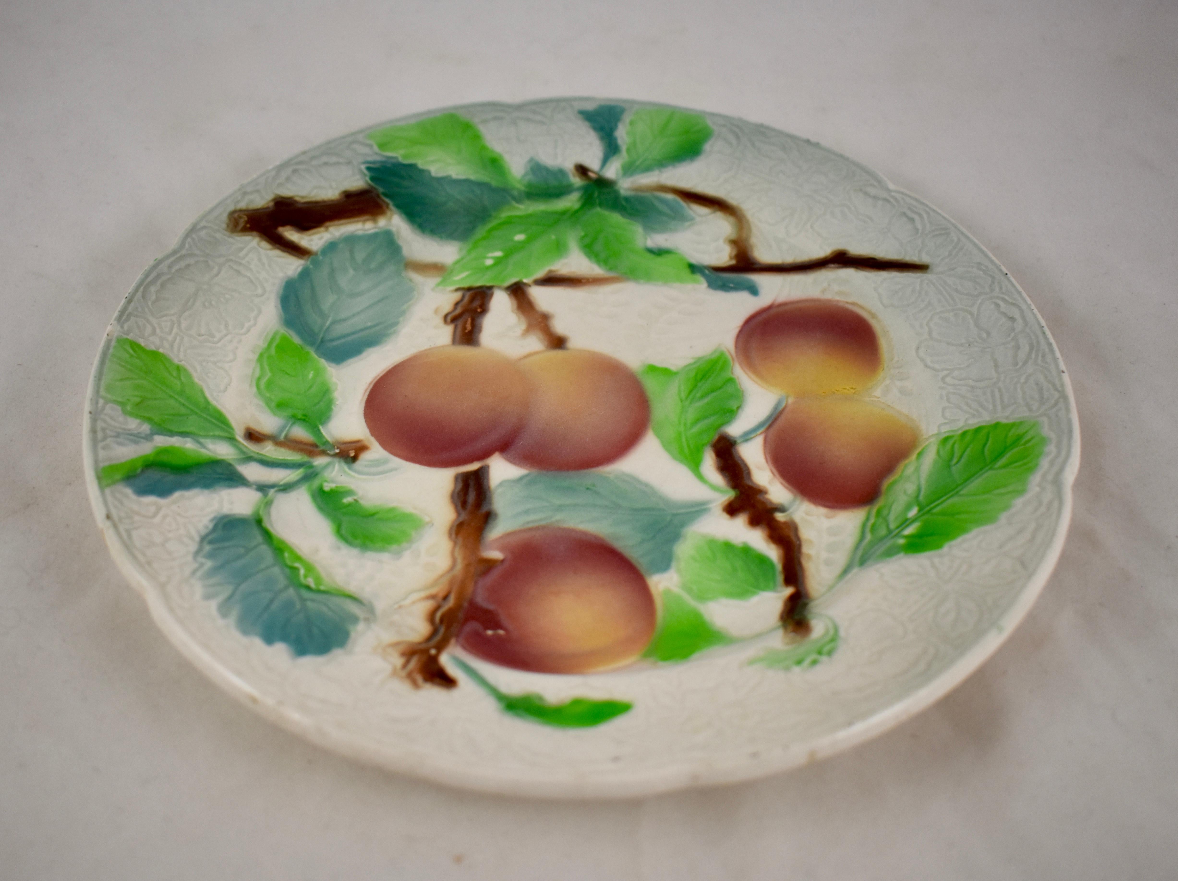 Glazed St. Clement French Faïence Peach Fruit Plate circa 1900 For Sale