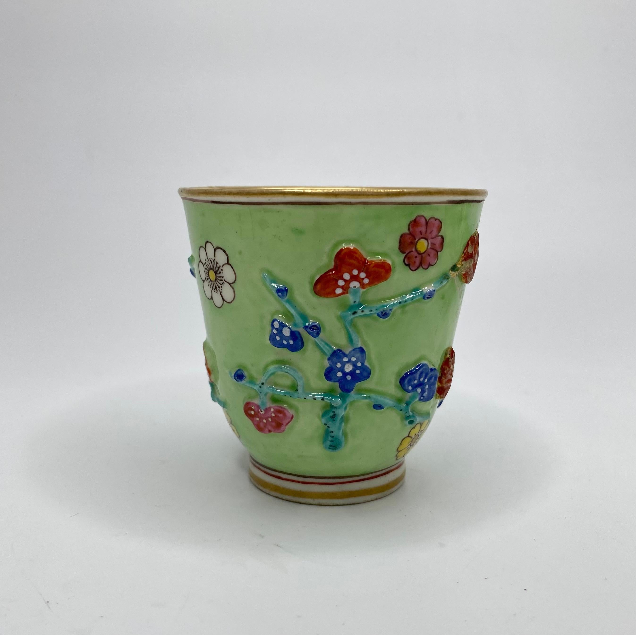 St Cloud porcelain trembleuse, c.1730. 1
