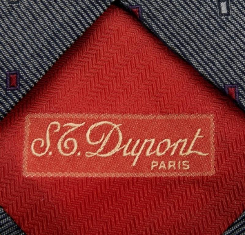 S.T. Dupont Charcoal Grey Jacquard Silk Tie In Good Condition For Sale In Dubai, Al Qouz 2
