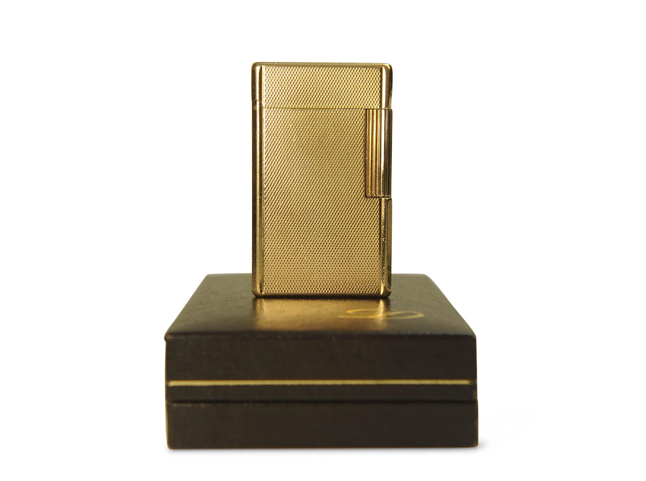 S. T. Dupont Classic 18ct Gold Plated Ligne 1 Large Lighter & DuPont Box Serviced en vente 3