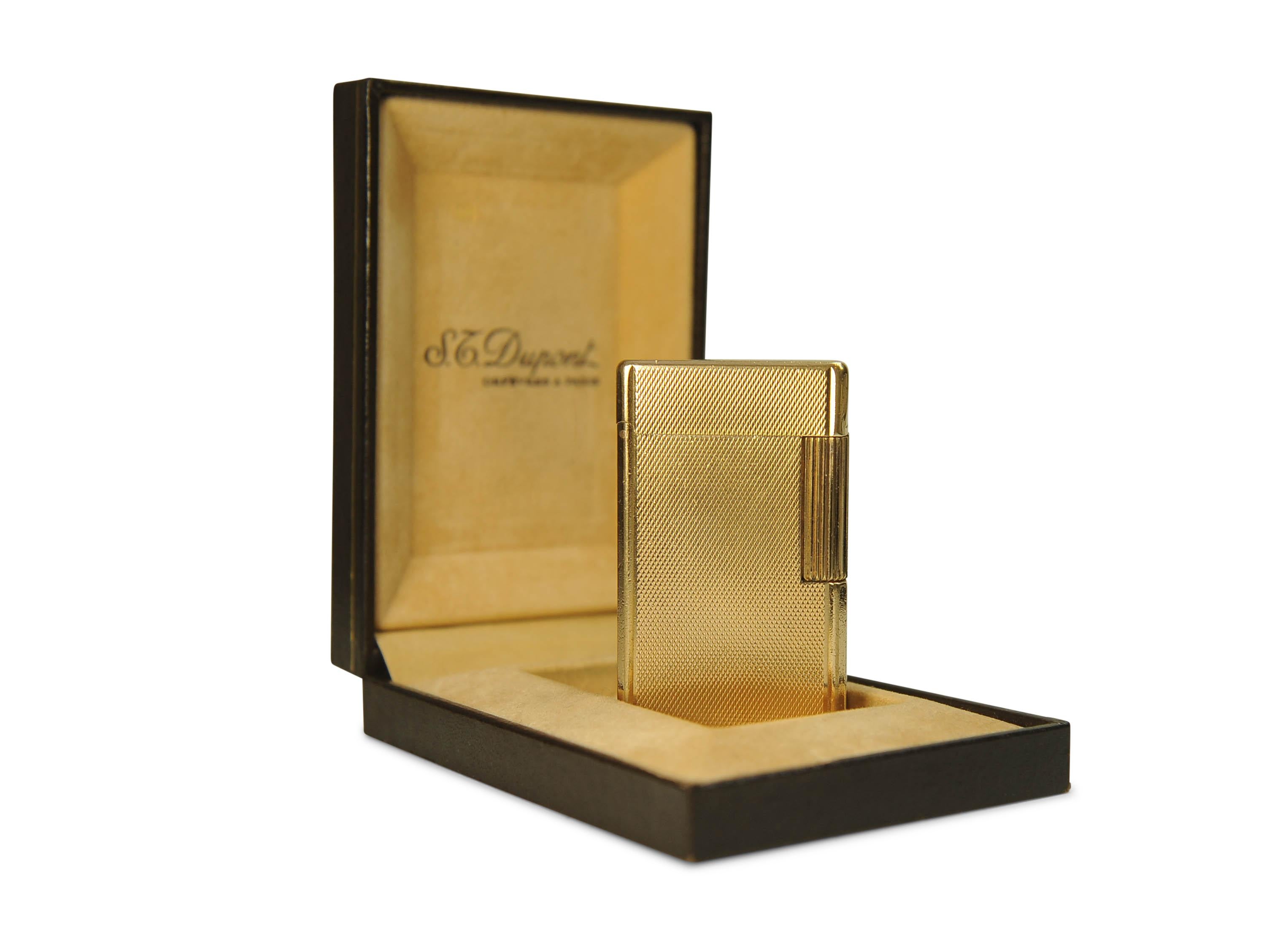 S. T. Dupont Classic 18ct Gold Plated Ligne 1 Large Lighter & DuPont Box Serviced en vente 1