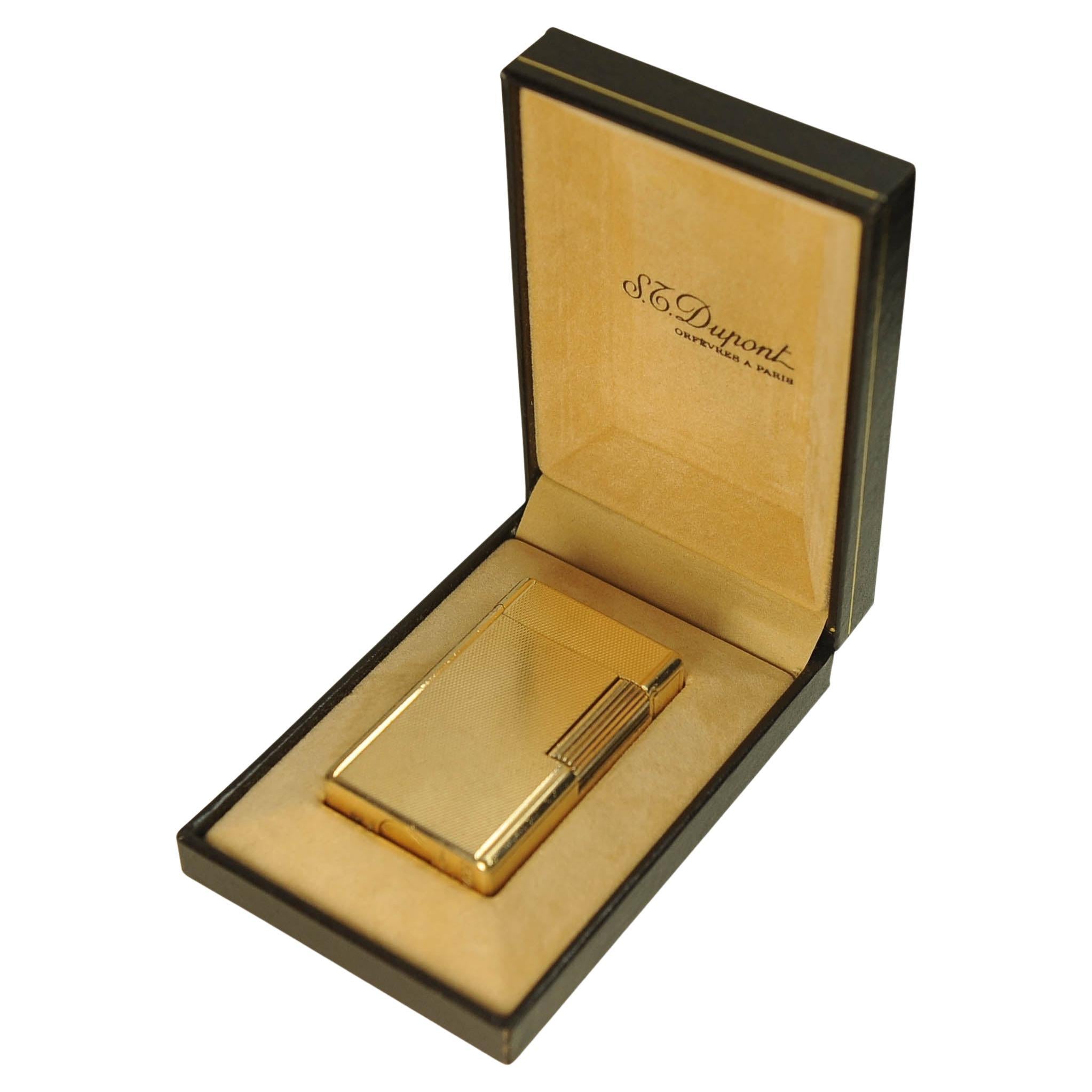 S. T. Dupont Classic placcato oro 18ct Ligne 1 Large Lighter & DuPont Box Serviced