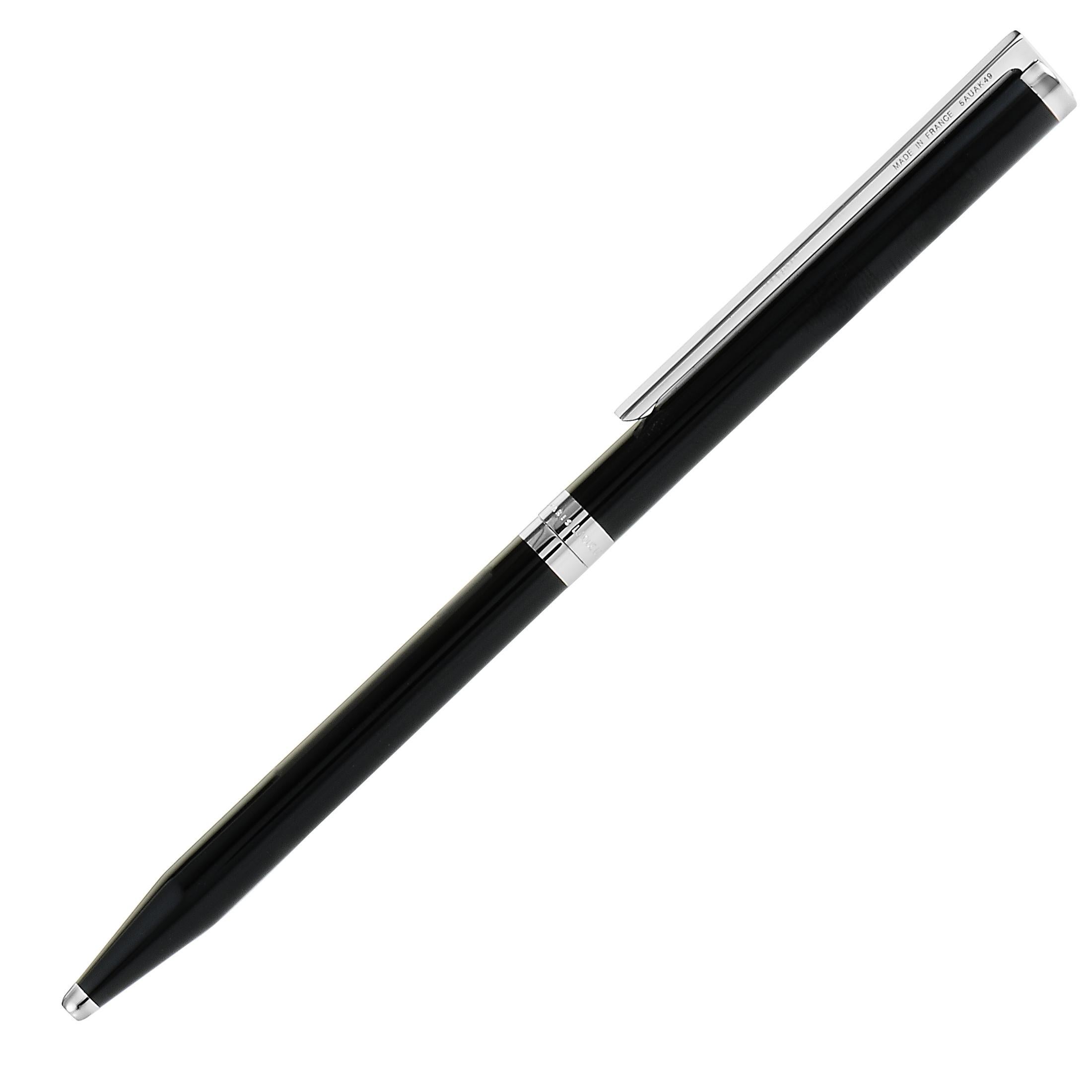 Beautifully two-toned and boasting an exceptionally elegant-looking, sleek silhouette, this exquisite ballpoint pen presented by S.T. Dupont offers an incredibly refined look. The pen features palladium finish and stylish black lacquer.