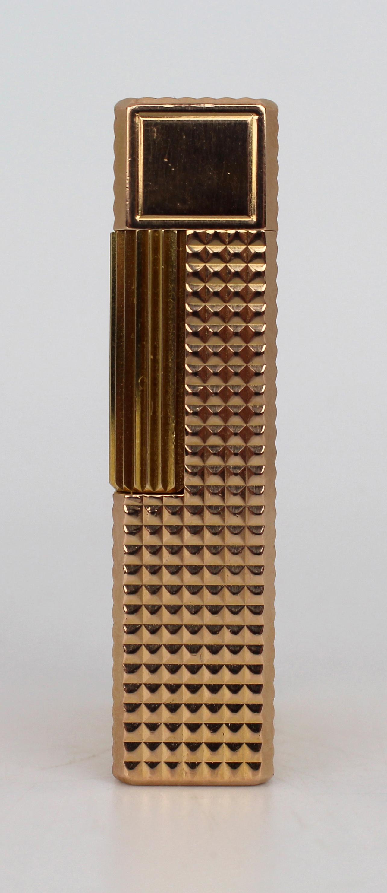 S.T. Dupont Vergoldetes Feuerzeug Ligne 1, Paris, ca. 1970er Jahre (Europäisch) im Angebot