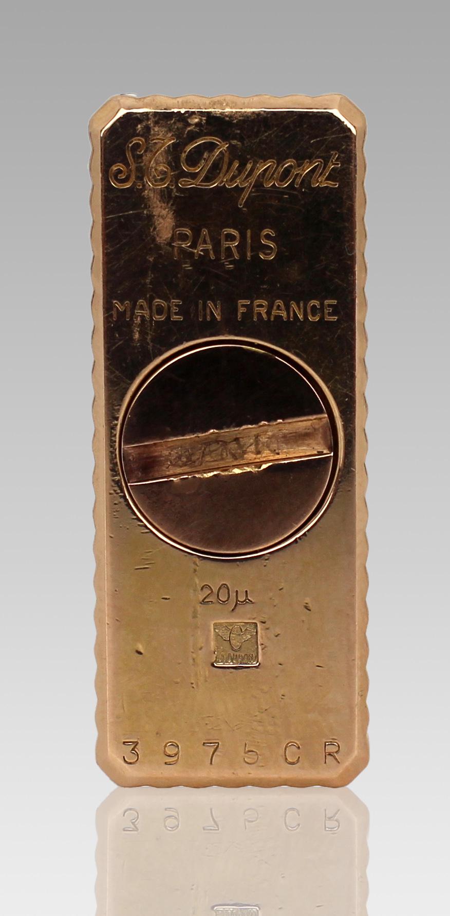 S.T. Encendedor Dupont Ligne 1 chapado en oro, París, c.1970 Chapado en oro en venta