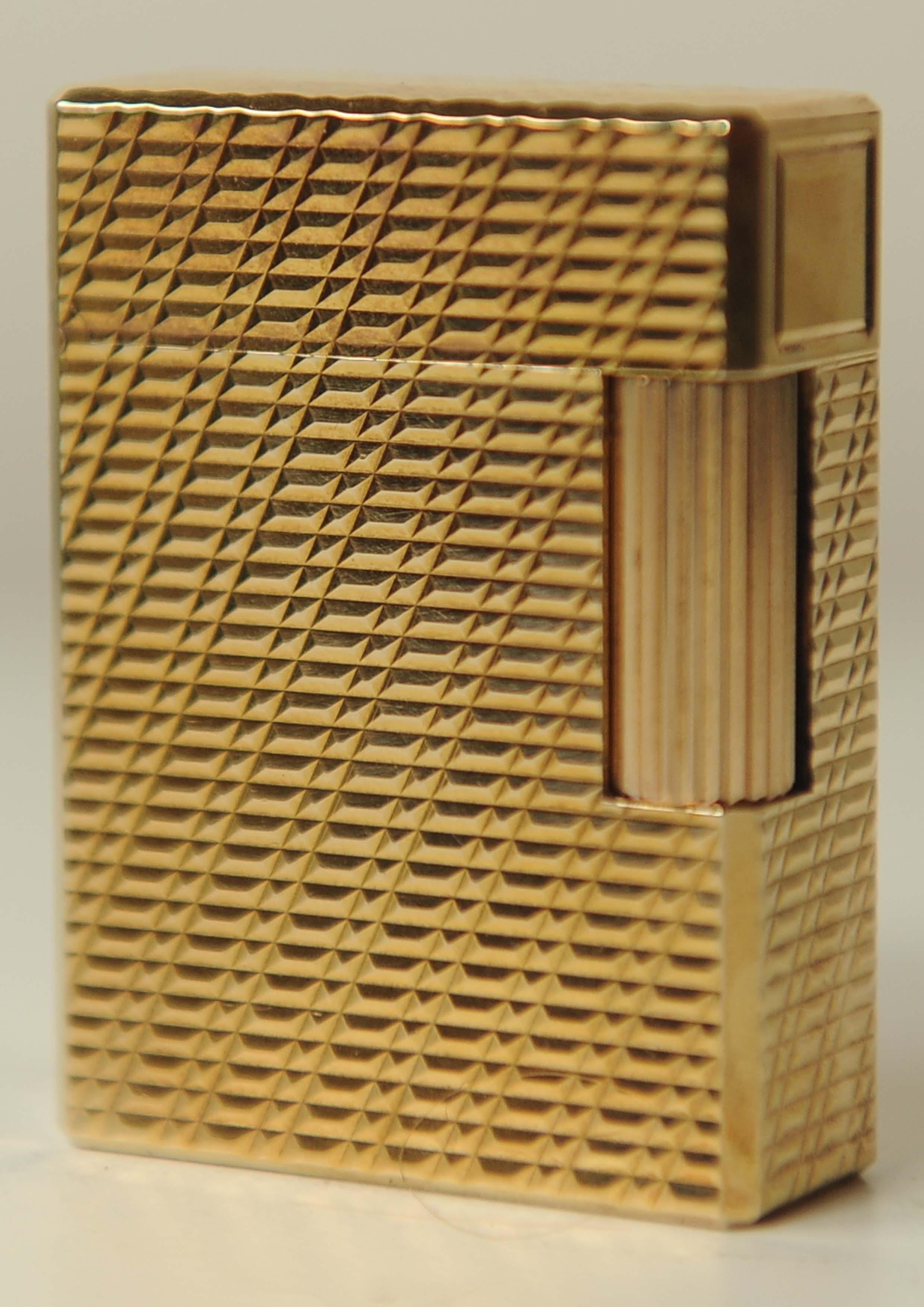 S.T. DuPont Gold Plated Ligne 1 Small Paris Cigarette Lighter In Original Box For Sale 14