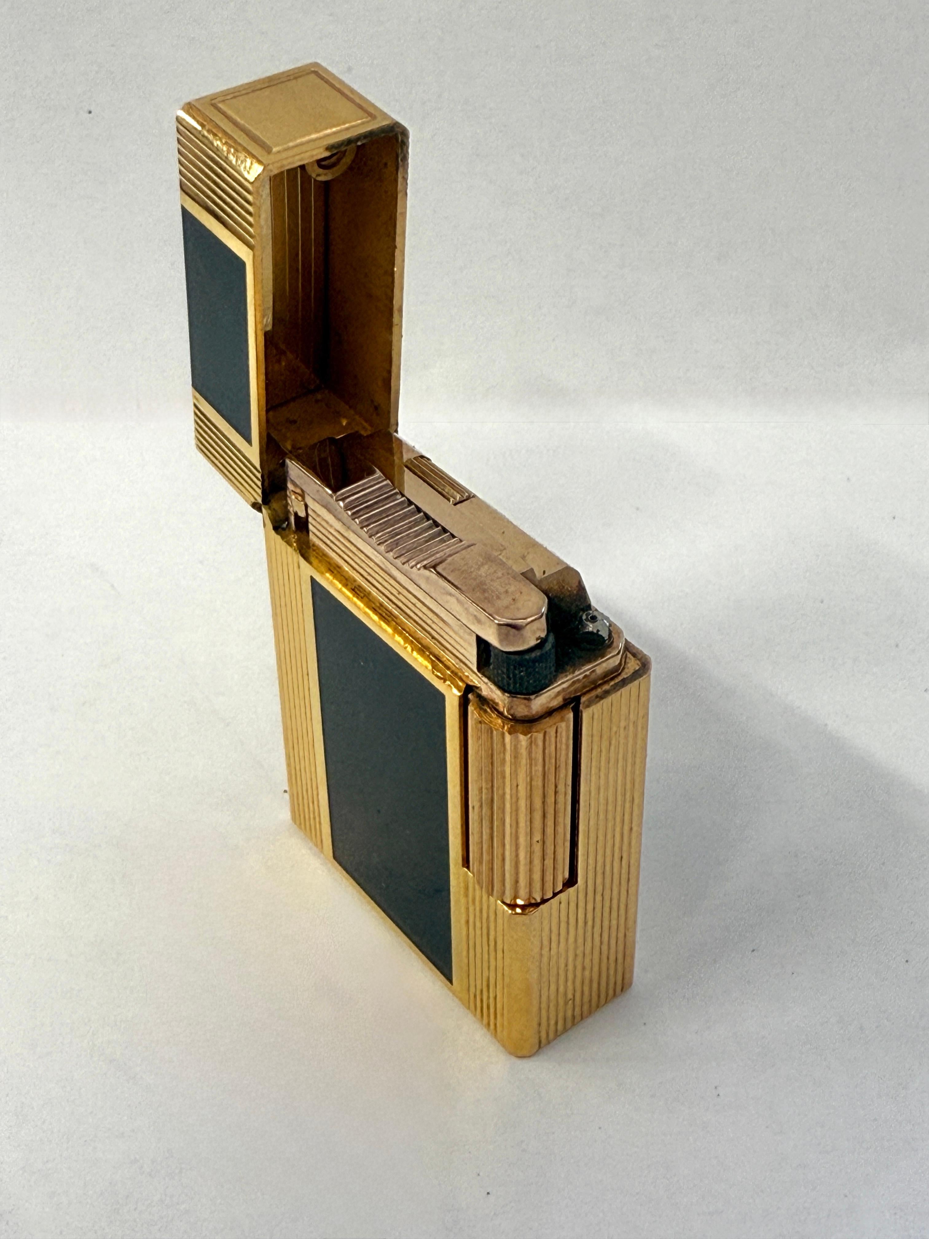 S.T. DuPont Laque De Chine Lighter with Box and Papers For Sale 2
