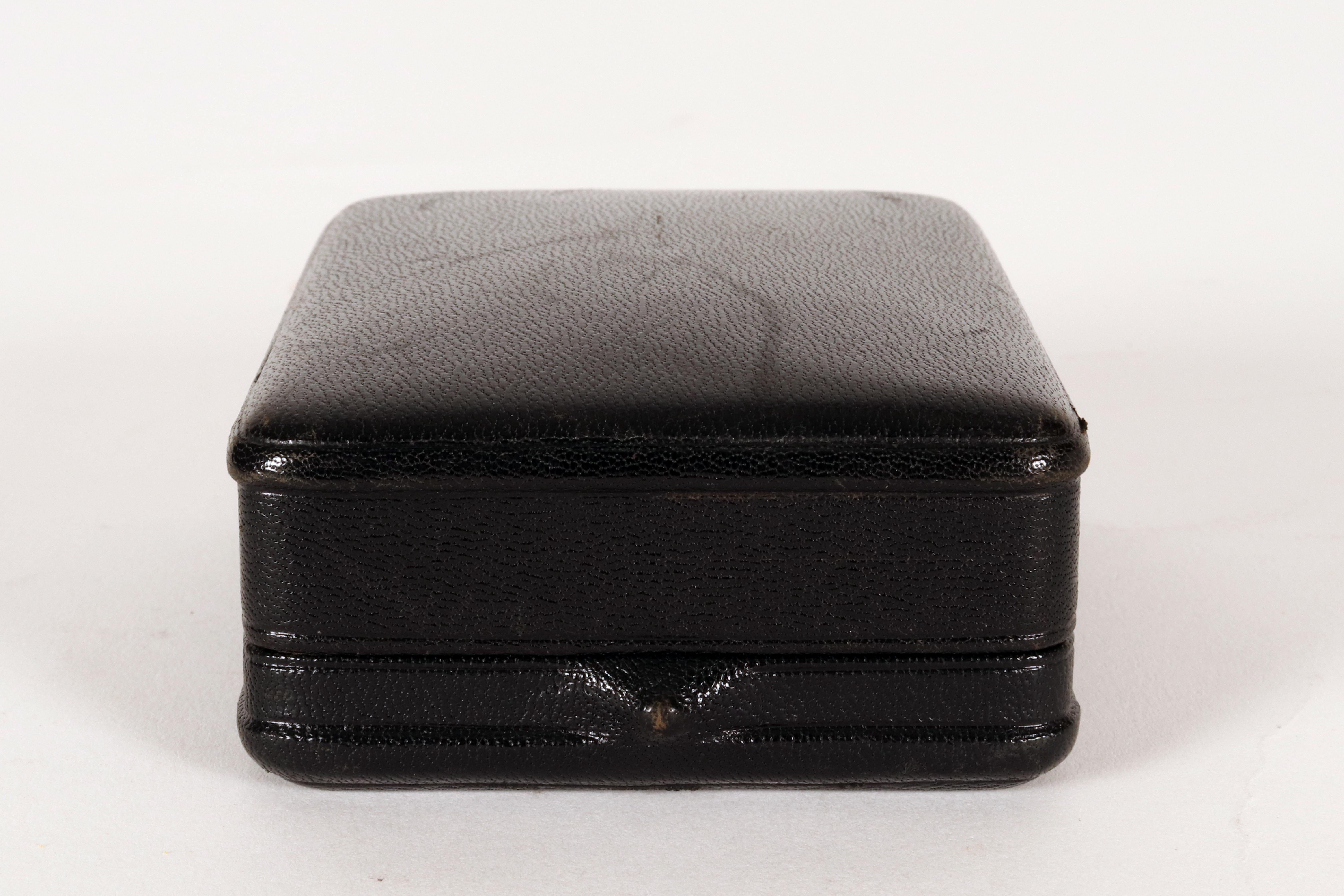 S.T. Accendino Dupont in oro 18 Kt, Parigi, anni '70. in vendita 7