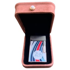 S.T. Dupont Ligne 2 Le Mans Le Mans Blau und Chrom Flint Lighter, Schokoladen Wildleder Etui