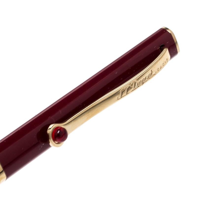 S.T. Dupont Mon Dupont Lotus Red Lacquer Gold Finish Ballpoint Pen In New Condition In Dubai, Al Qouz 2