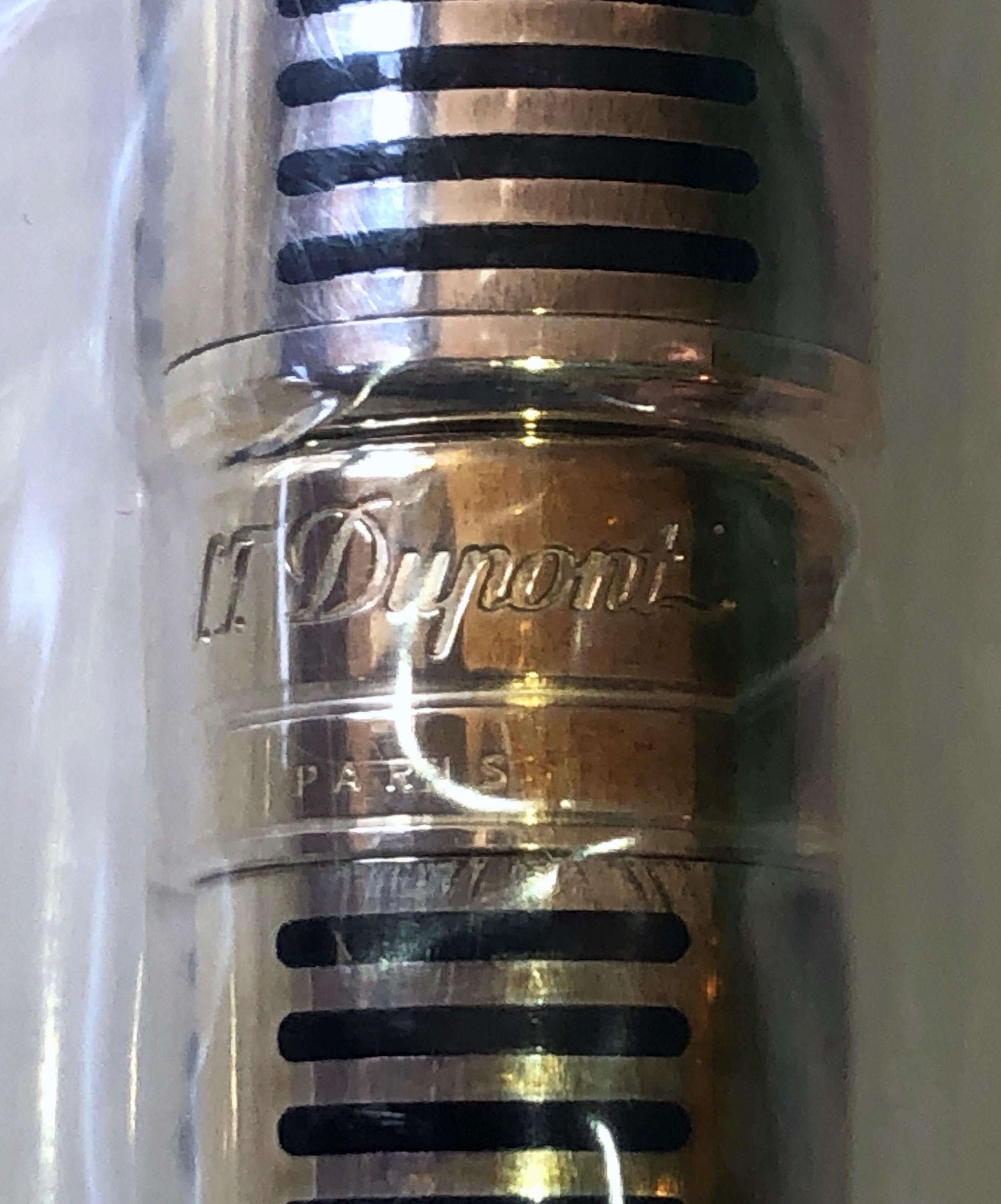 S.T. Dupont Paris Olympio Brand New Large Solid Silver Ball Point Pen in Box In Excellent Condition In Petaluma, CA
