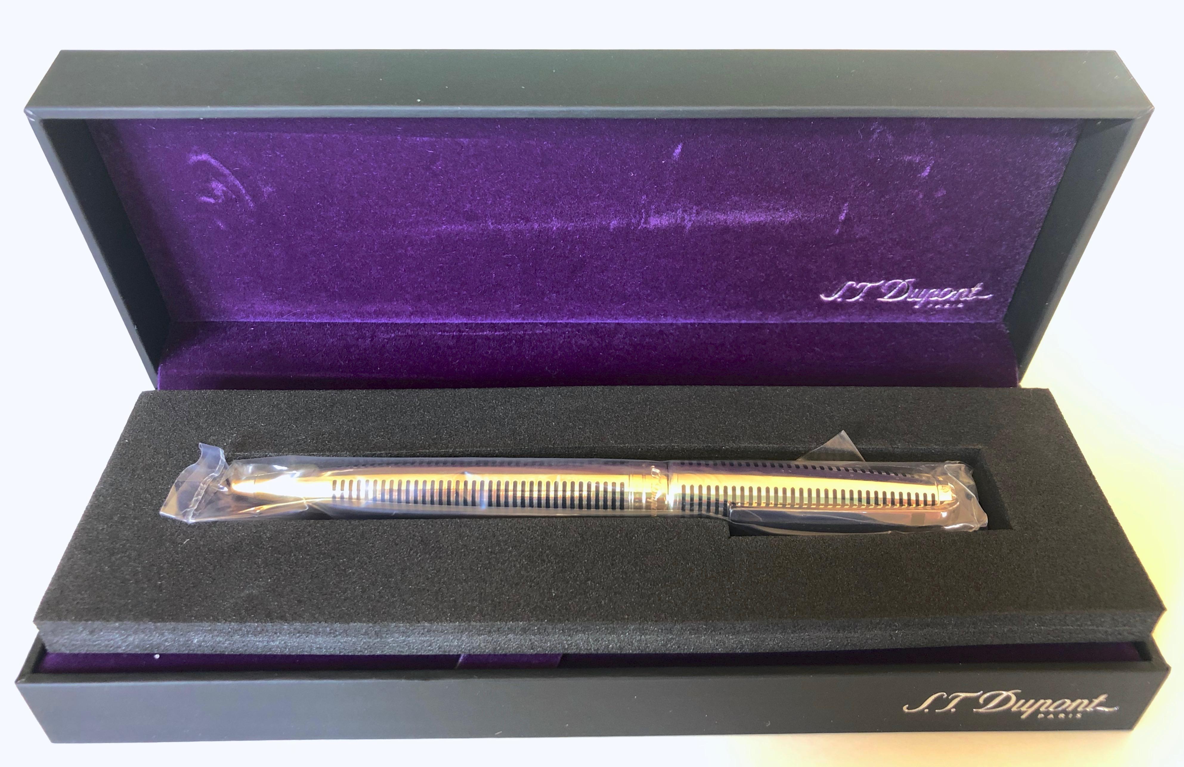 Lacquer S.T. Dupont Paris Olympio Brand New Large Solid Silver Ball Point Pen in Box For Sale