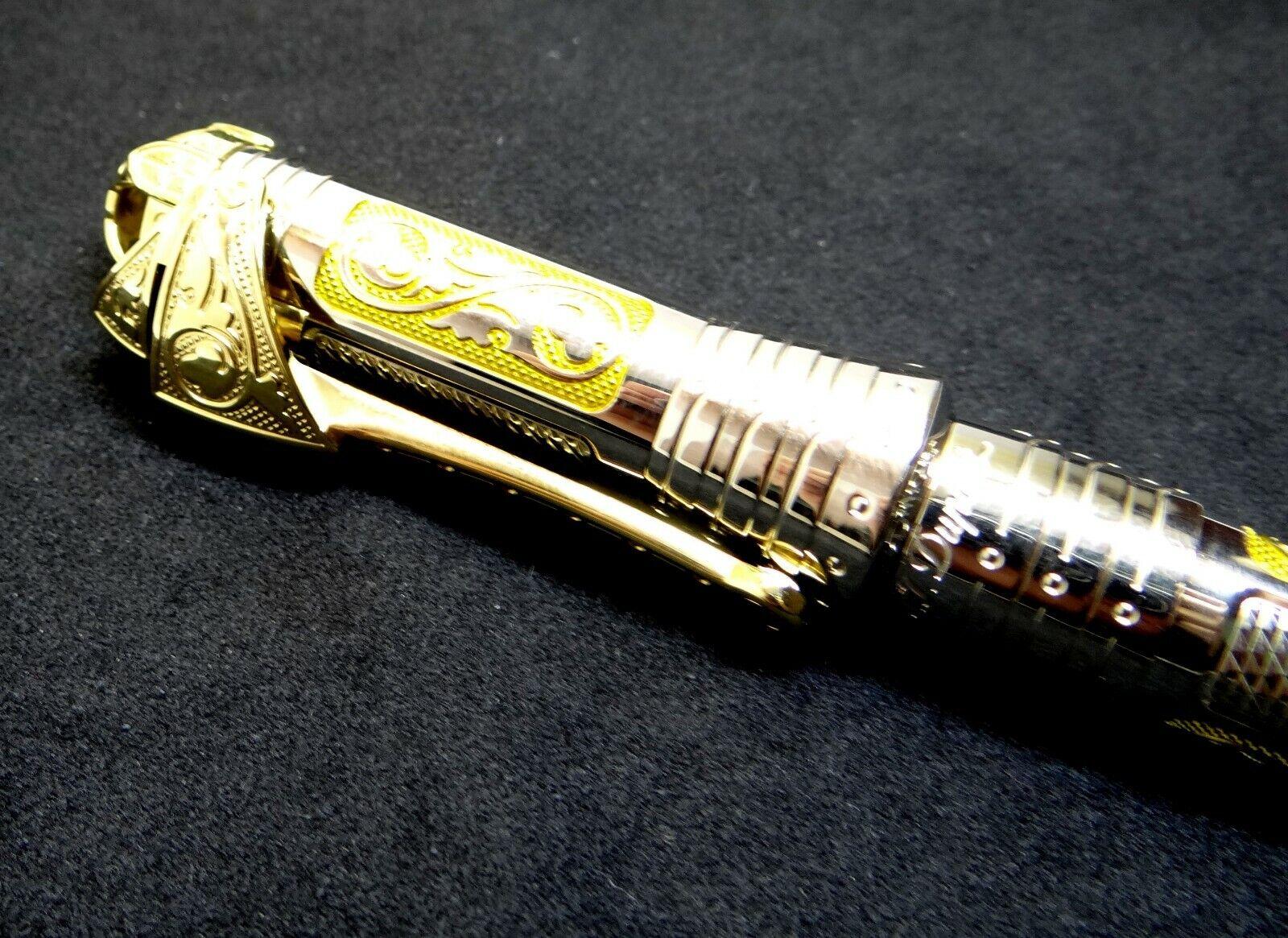 S.T. DUPONT White Knight Prestige Fountain Pen For Sale 1