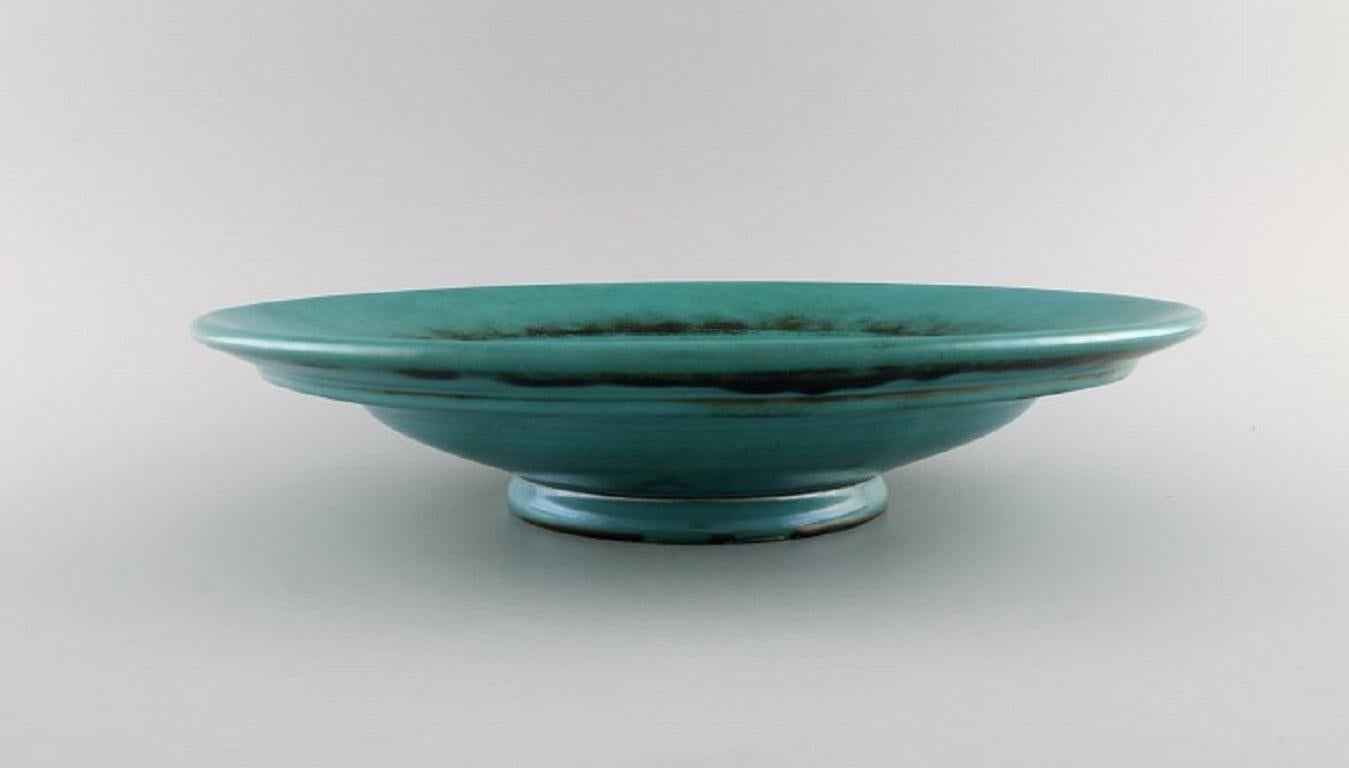 St. Erik, Upsala, Large Art Deco Bowl / Dish in Glazed Ceramics, 1930s For Sale 1
