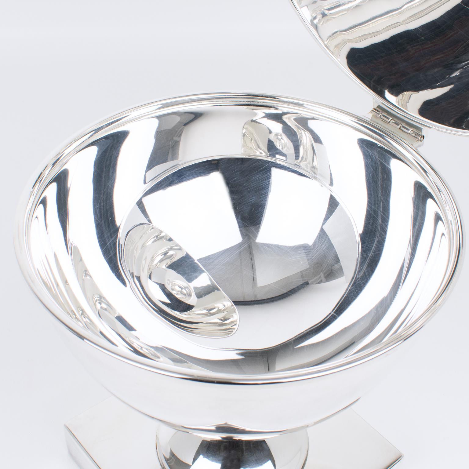 St James Silver Plate and Crystal Caviar Bowl Server Chiller, circa 1980 5