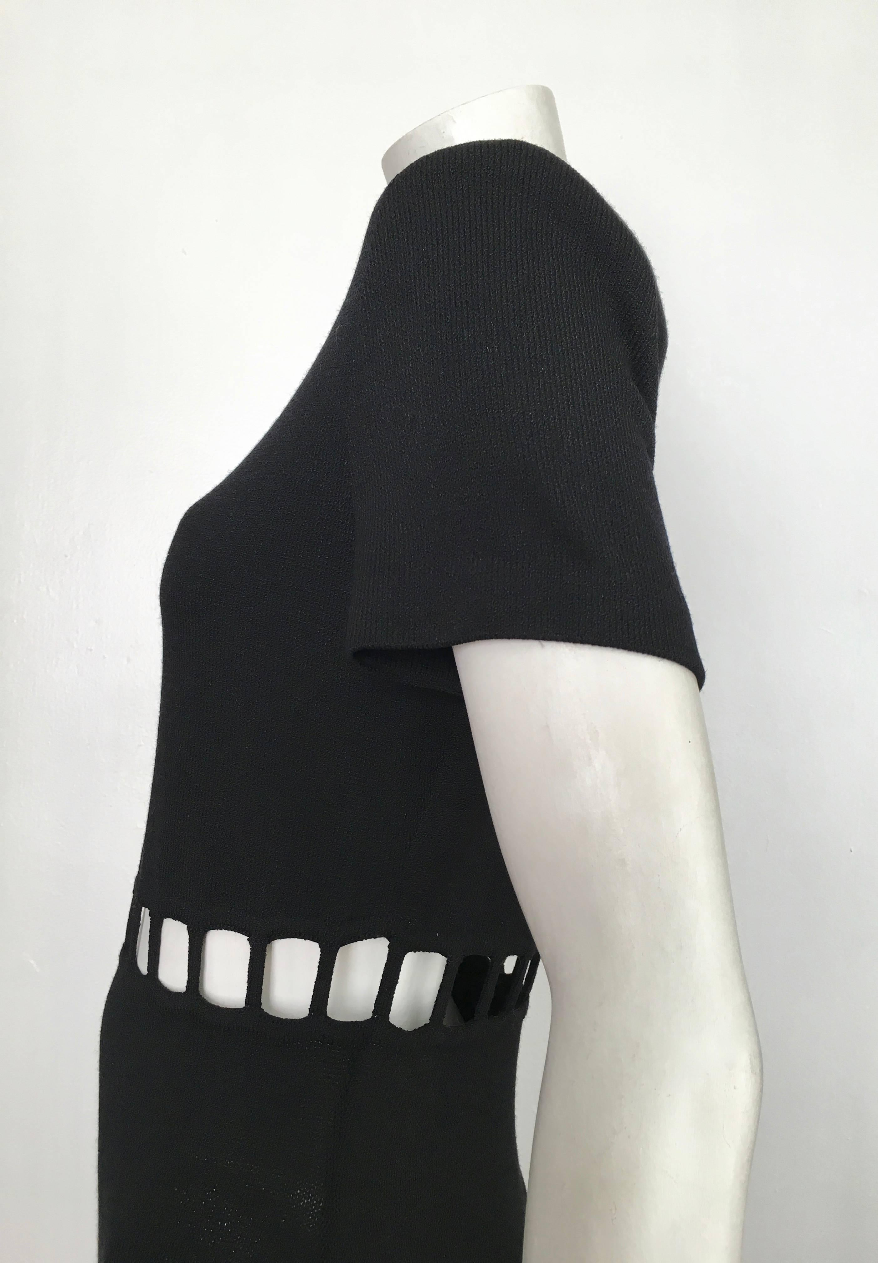 St. John Black Knit Short Sleeve Maxi Evening Dress Size 10.  For Sale 11