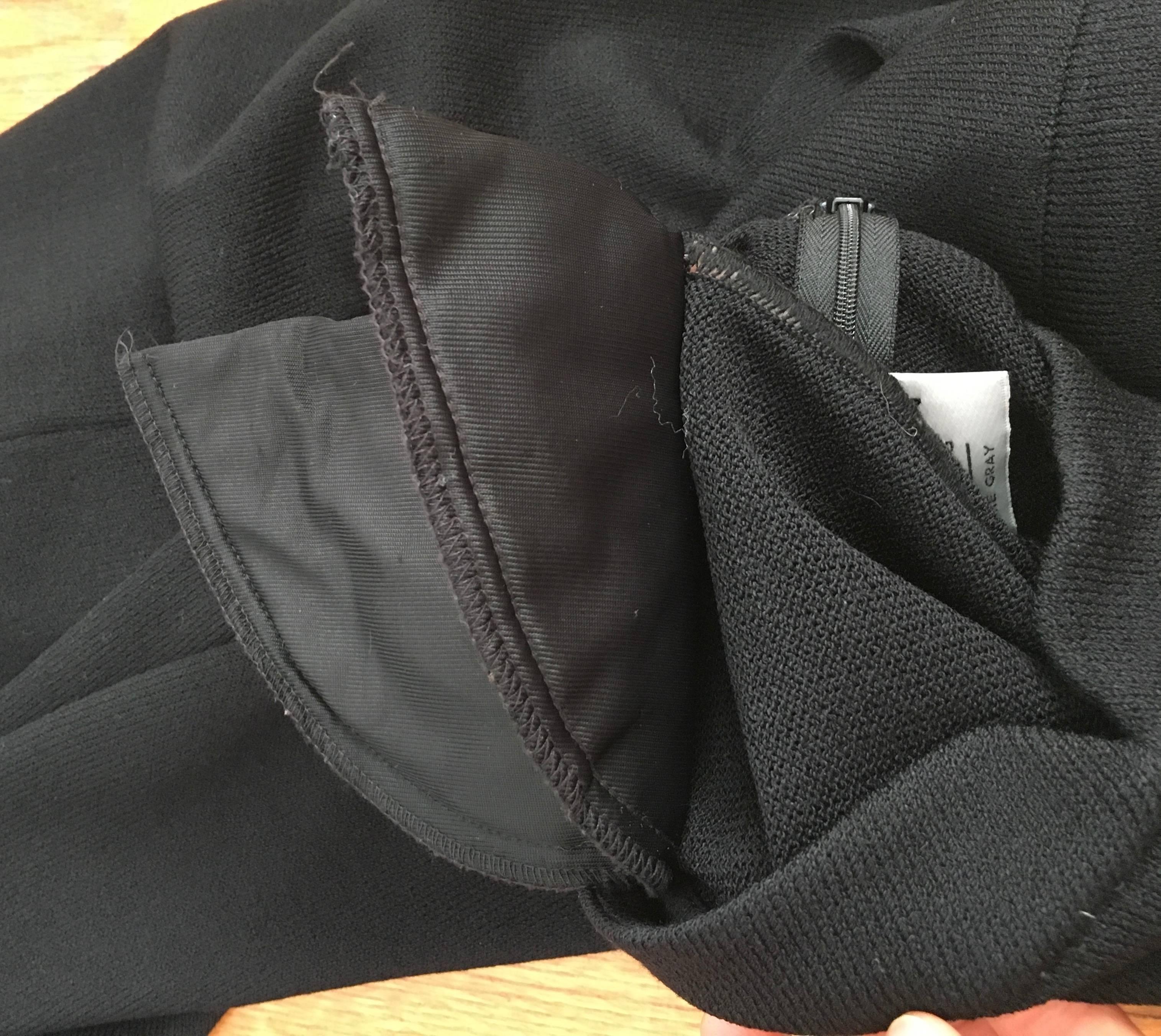St. John Black Knit Short Sleeve Maxi Evening Dress Size 10.  For Sale 15