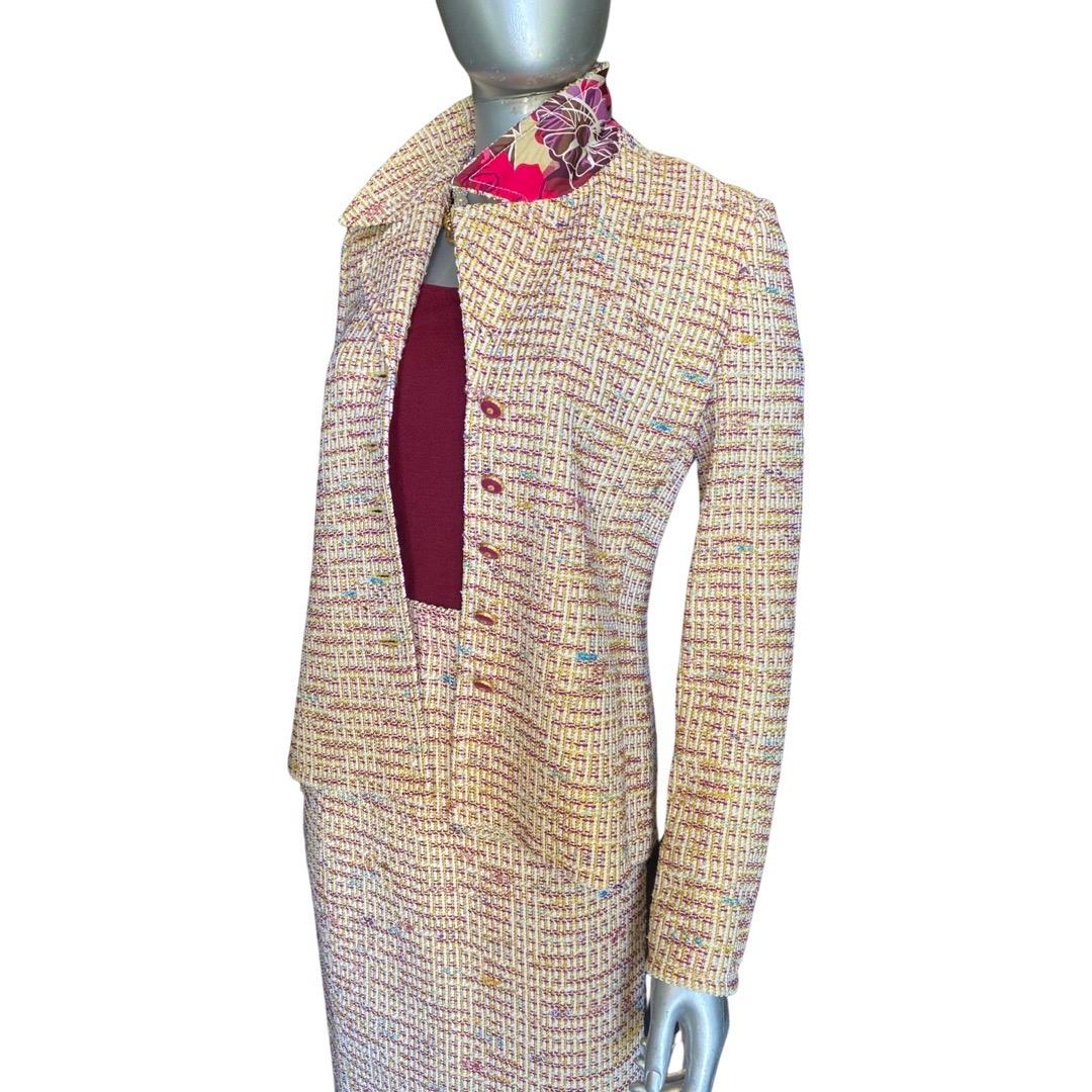 St John Collection 3 Piece Skirt Suit Knit Bouclé with Silk Print Trim Size 2 For Sale 2