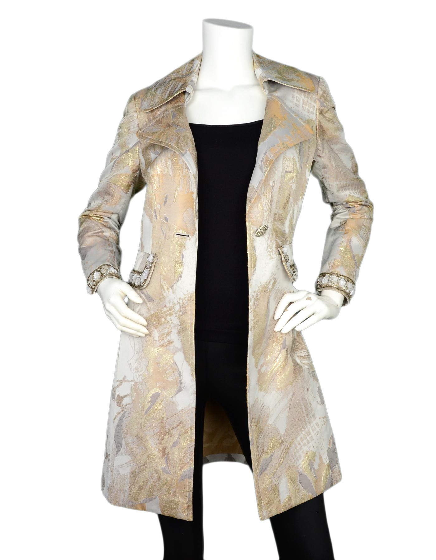St. John Couture Grey/Gold Metallic Jacquard Coat W/ Crystal Button & Beaded Trim Sz 2

Made In: China
Color: Grey/gold
Materials: 58% acetate, 42% polyester
Lining: 68% acetate, 32% polyester
Opening/Closure: Crystal button 
Overall Condition: