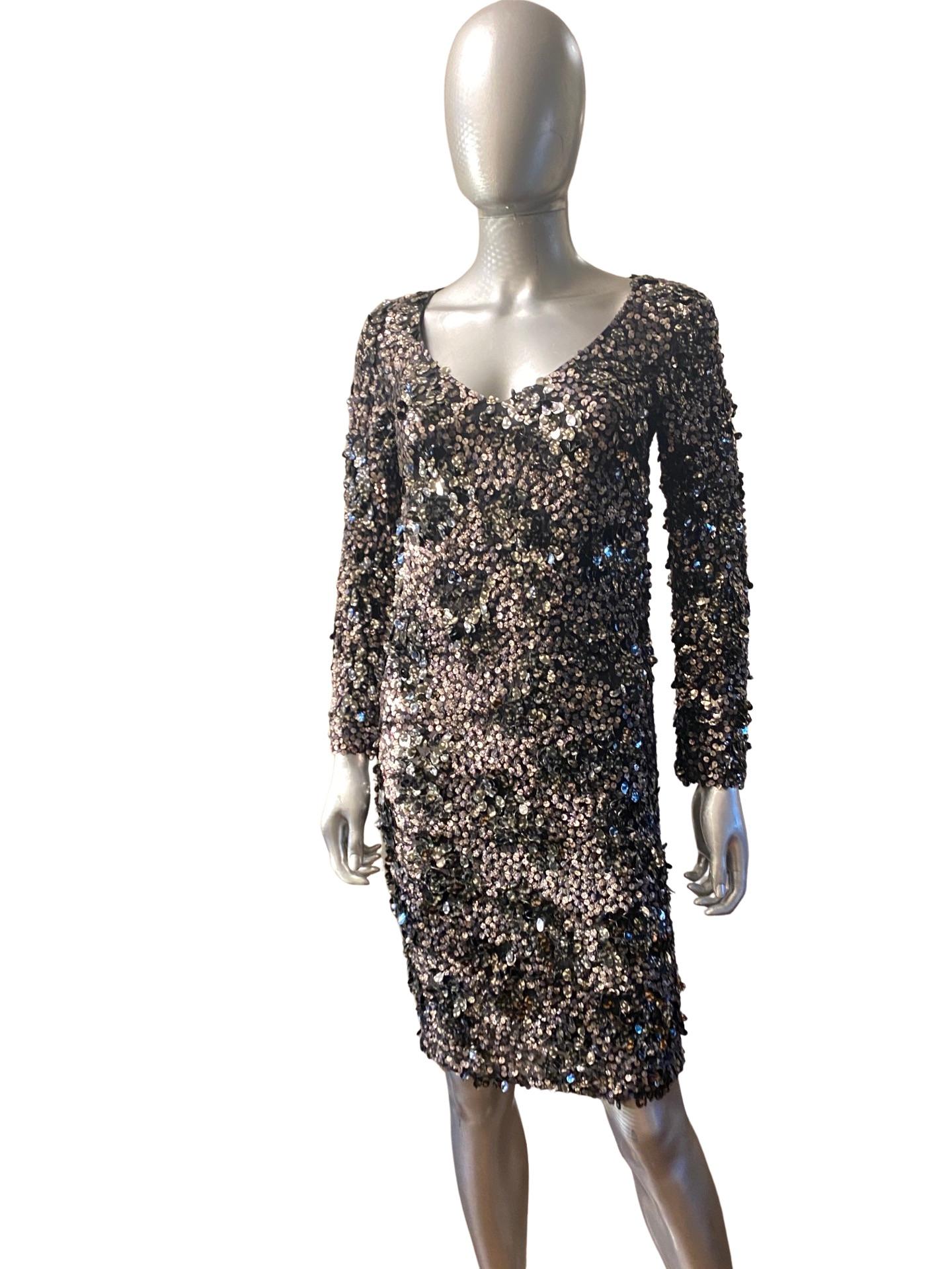 St John Couture Modern Silk Dress with 3D Shimmy  Sexy Dangling Sequins Size 2.  For Sale 2