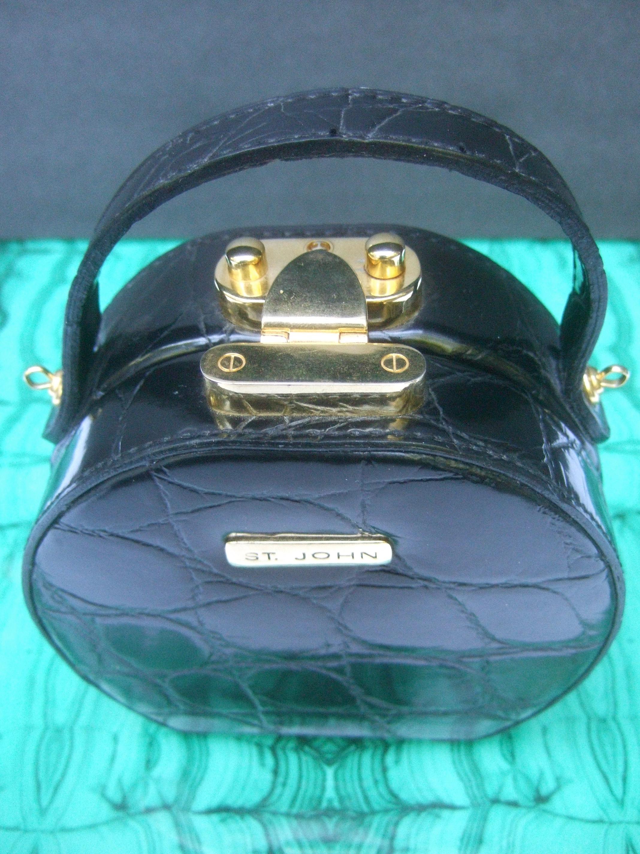 St John Embossed Black Vinyl Diminutive Size Handbag- Shoulder Bag c 1990  For Sale 5