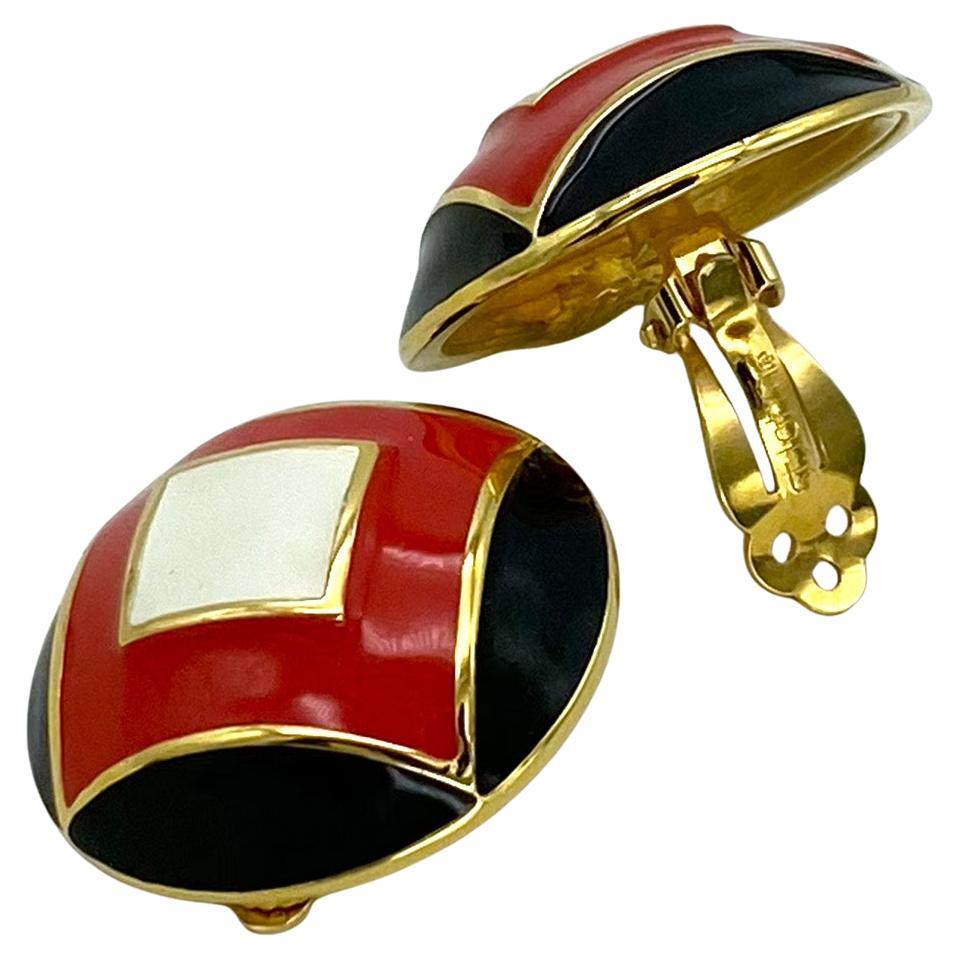 St. John Enamel Clip Earrings In Good Condition For Sale In Atlanta, GA