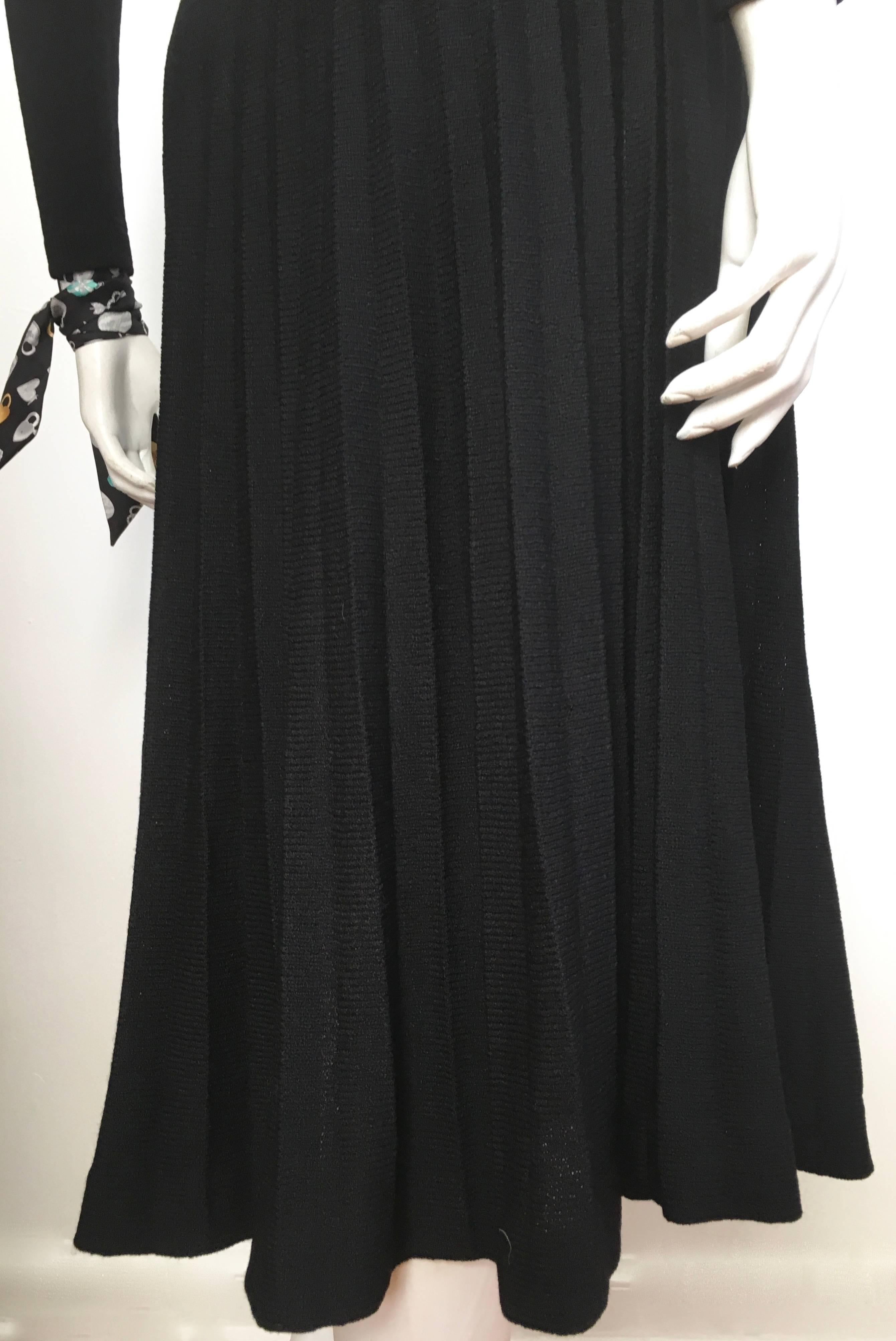 St. John for Neiman Marcus 1980s Black Pleated Knit Dress Size 4 / 6.  In Excellent Condition In Atlanta, GA