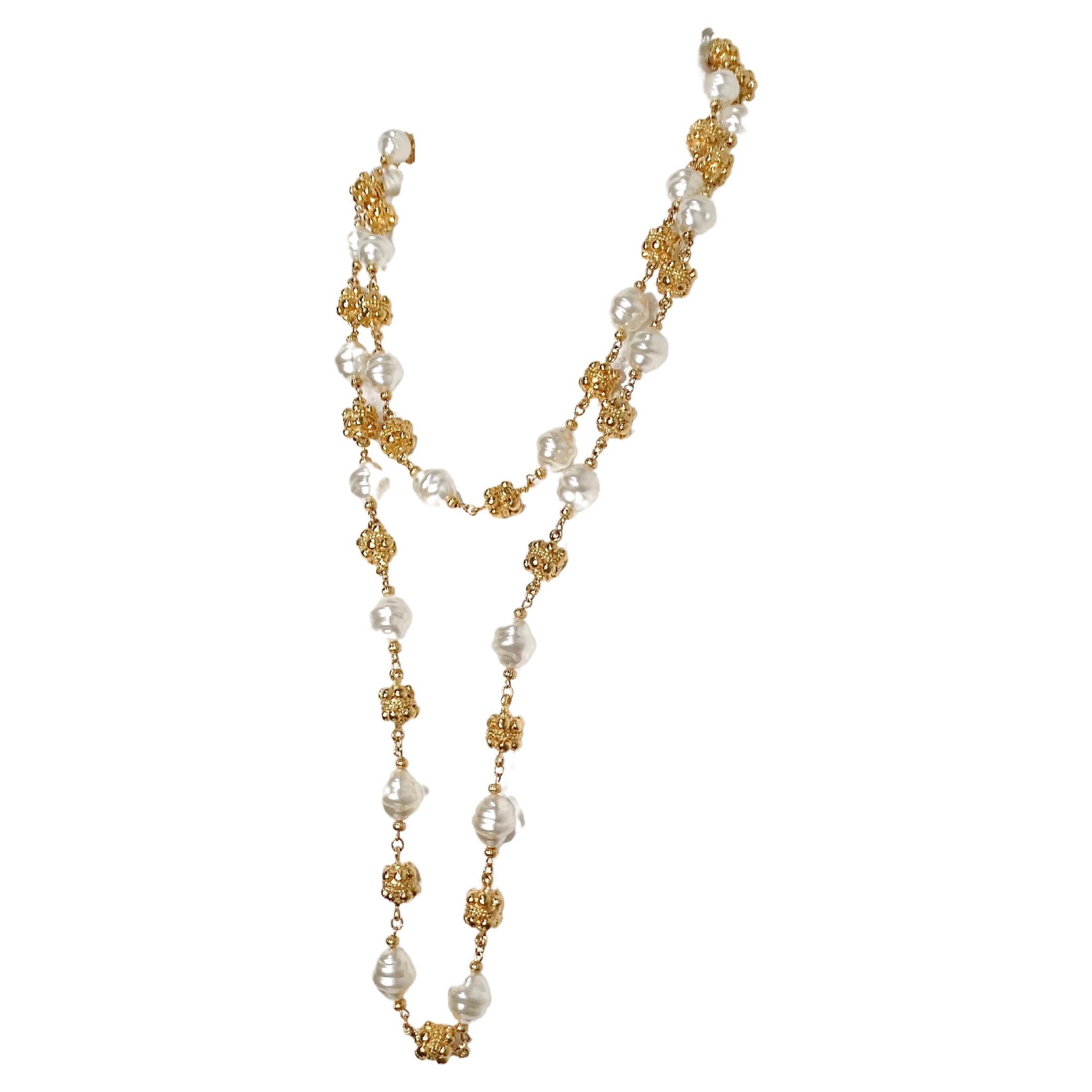 I. Johns Collier de fantaisie baroque à perles et maillons en or circa 1980 Bon état - En vente à Scottsdale, AZ