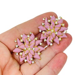 ST. Orecchini a clip firmati JOHN vintage in oro smalto rosa e strass