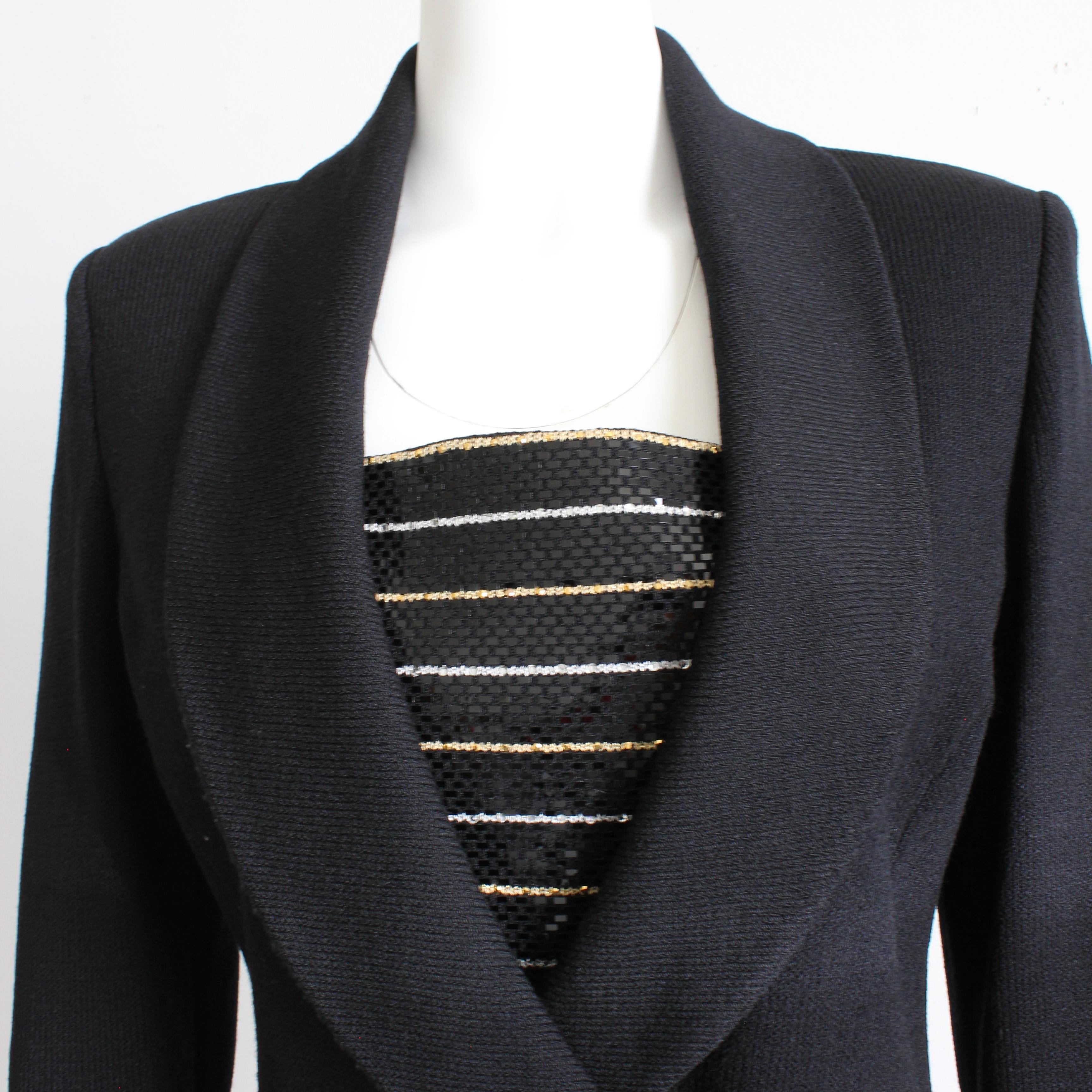 St John Suit Evening 2pc Jacket & Skirt Embellished Knit Black Gold White Sz 6  In Good Condition For Sale In Port Saint Lucie, FL