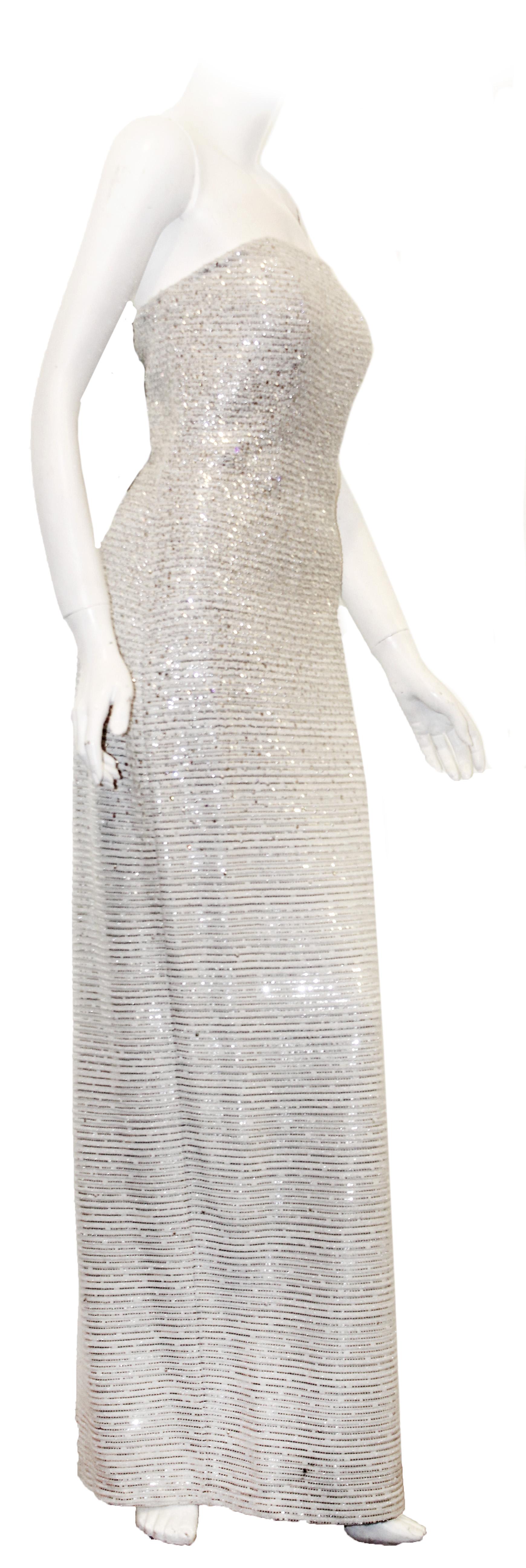 St. John White Lattice Knit Gown W/ Mini Sequins Throughout  In Excellent Condition In Palm Beach, FL