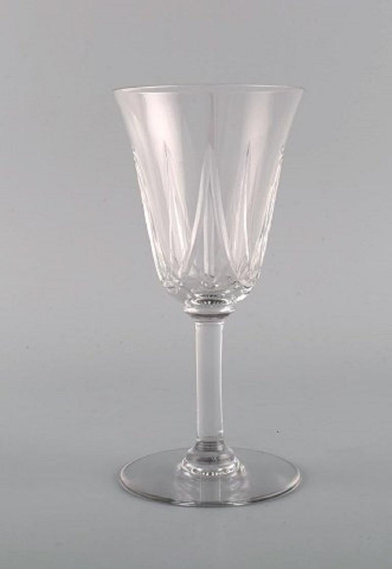 St. Louis, Belgium. Three white wine glasses in mouth-blown crystal glass, 1930s-1940s.
Measures: 16.5 x 7.8 cm.
In excellent condition.