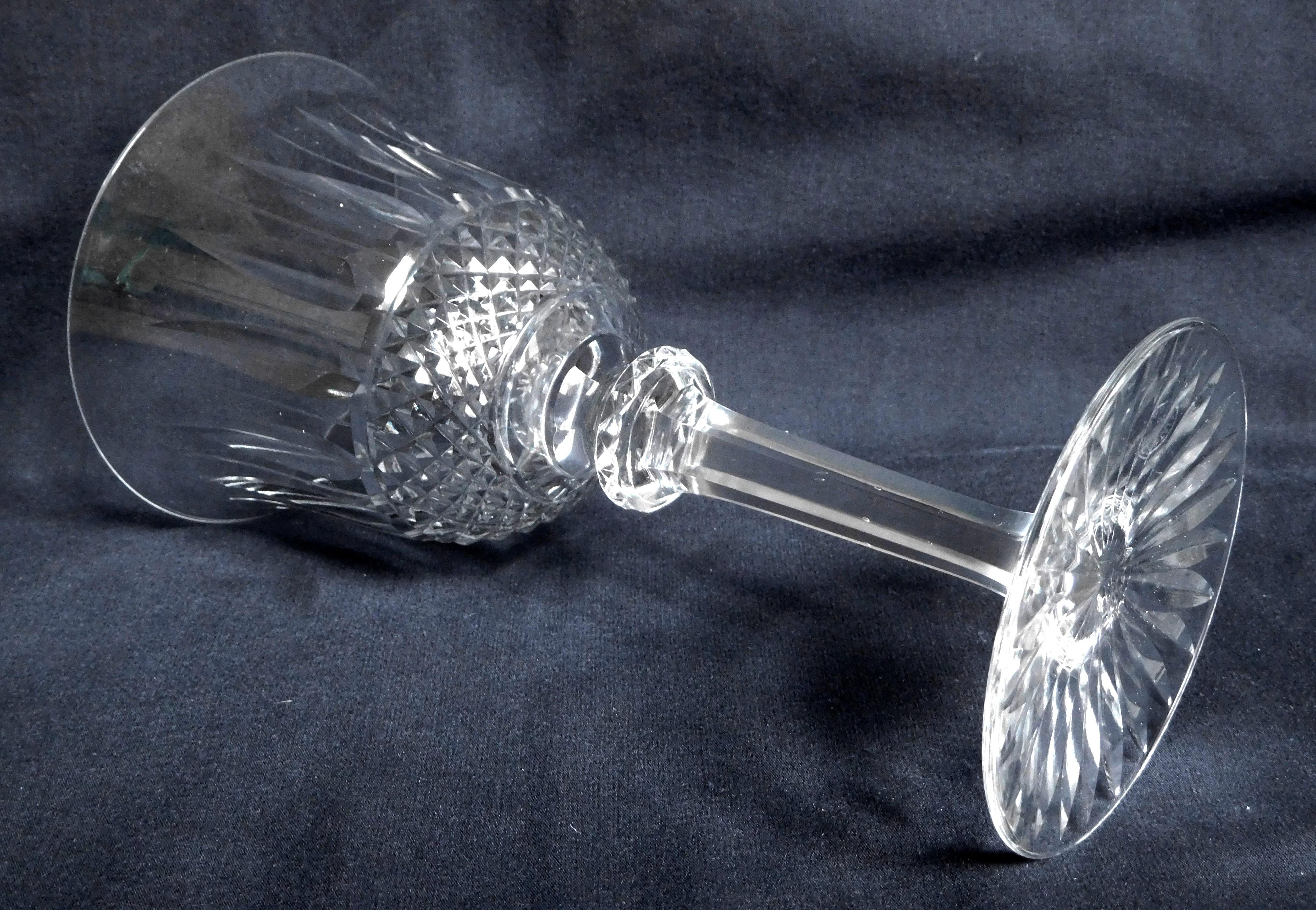 Verres en cristal St Louis, motif Tommy - 4 pièces - signé Bon état - En vente à GRENOBLE, FR
