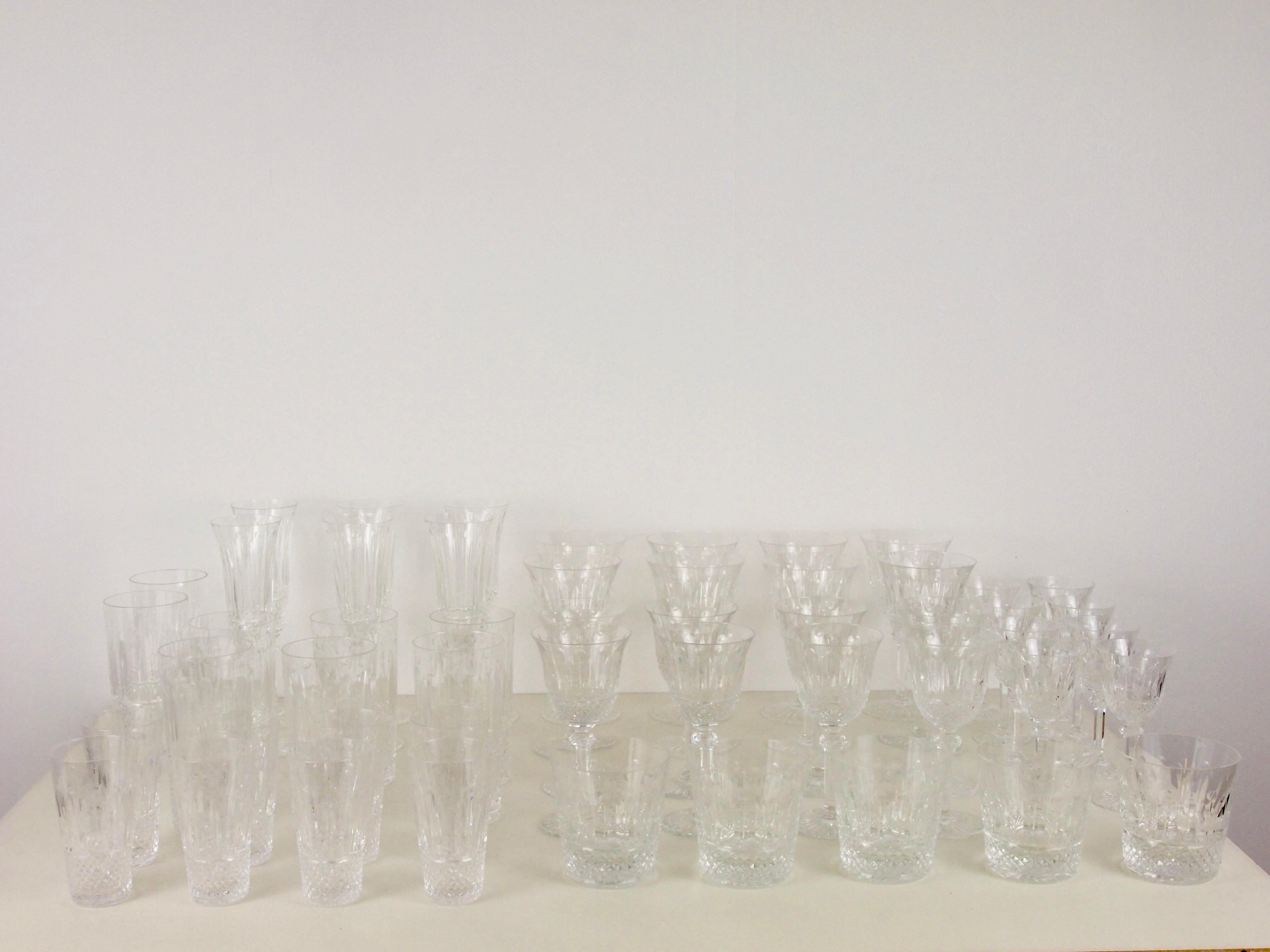 St. Louis French Extensive Set of 56 Vintage Crystal Drinking Glasses In Good Condition For Sale In Hilversum, Noord Holland