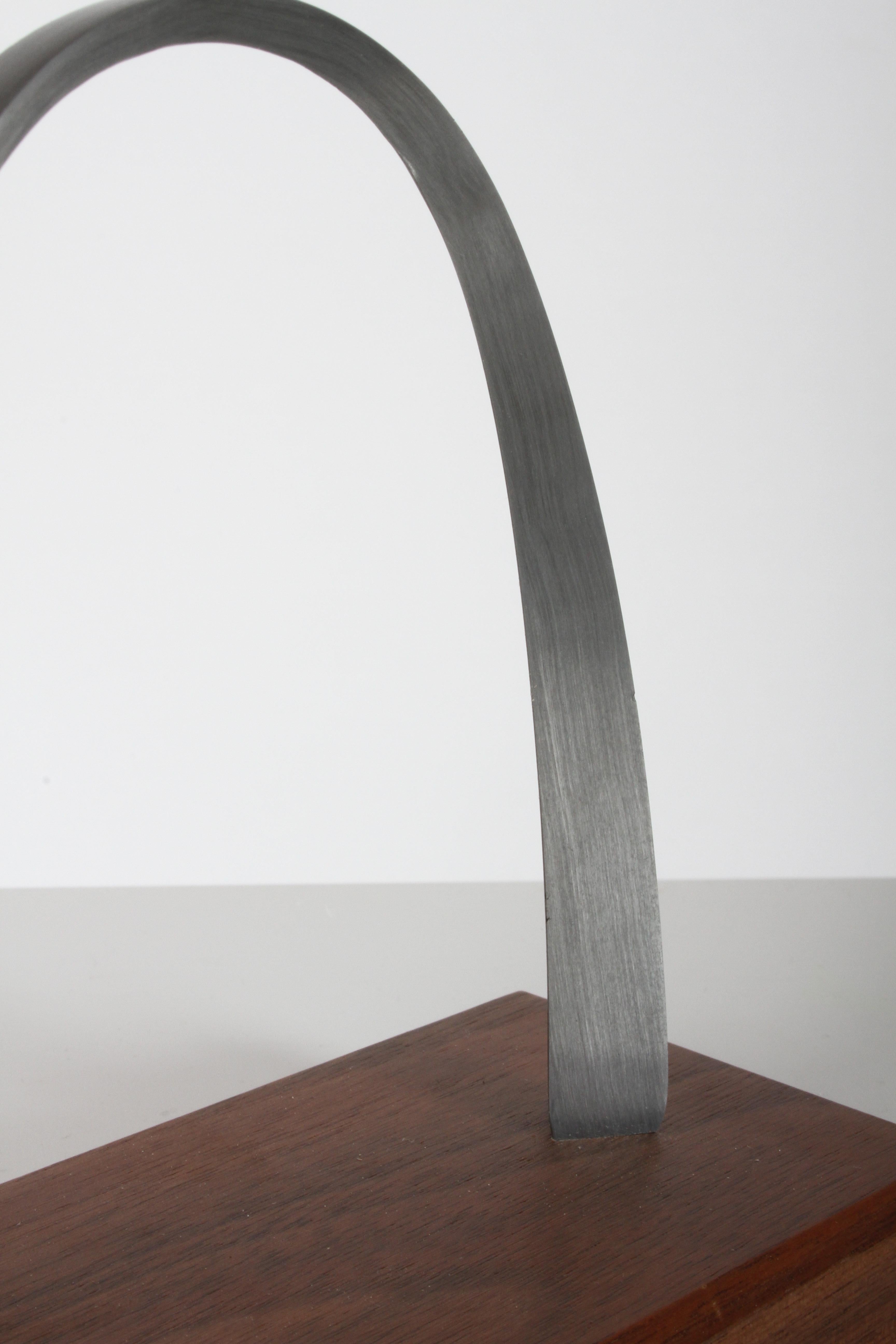 Modèle de sculpture en acier inoxydable Arch de St. Louis Gateway conçu par Eero Saarinen en vente 1