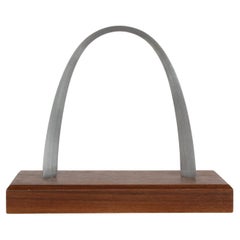 Modello di scultura in acciaio inossidabile dell'Arco della Porta di St. Louis progettato da Eero Saarinen