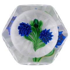 Pisapapeles de cristal