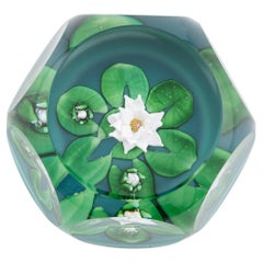 Pisapapeles de cristal