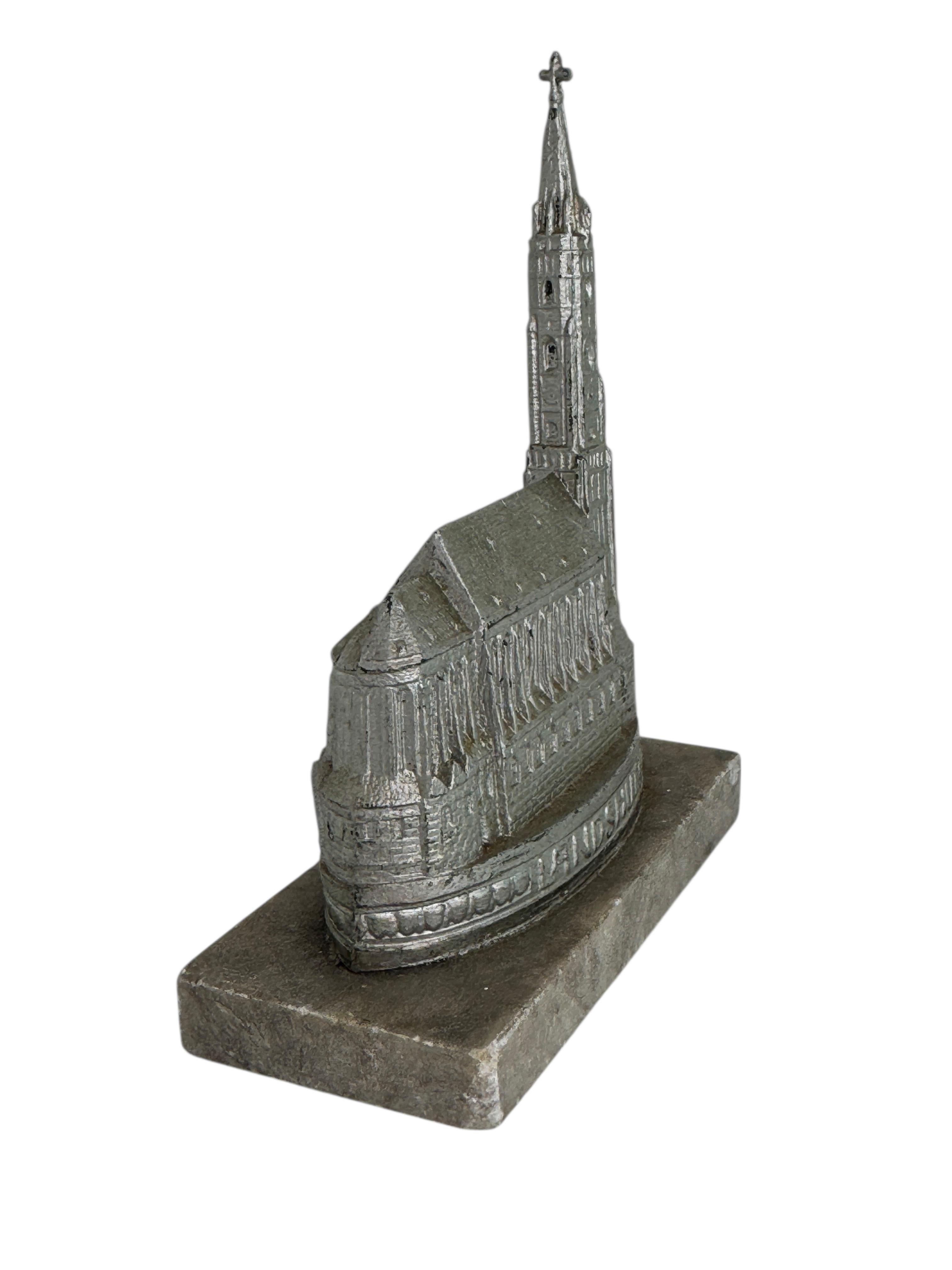 Art nouveau Collection S Church's Souvenir Bâtiment Architectural Collectional Allemagne années 1920 en vente