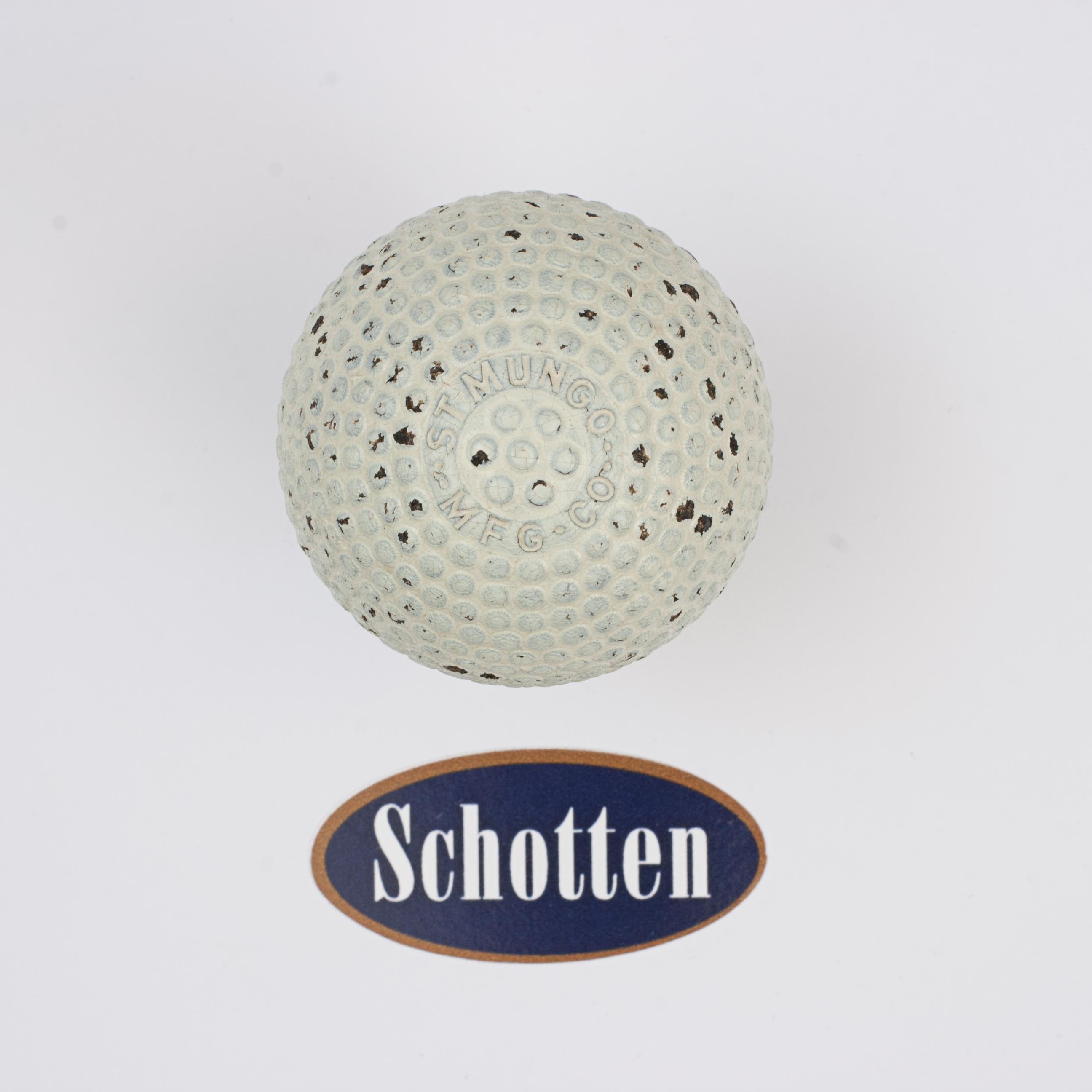 St. Mungo Golf Ball by Mfg CO In Good Condition For Sale In Oxfordshire, GB
