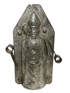 St. Nicholas Santa Claus Christmas Chocolate Mold Antique 1910s, Austria
