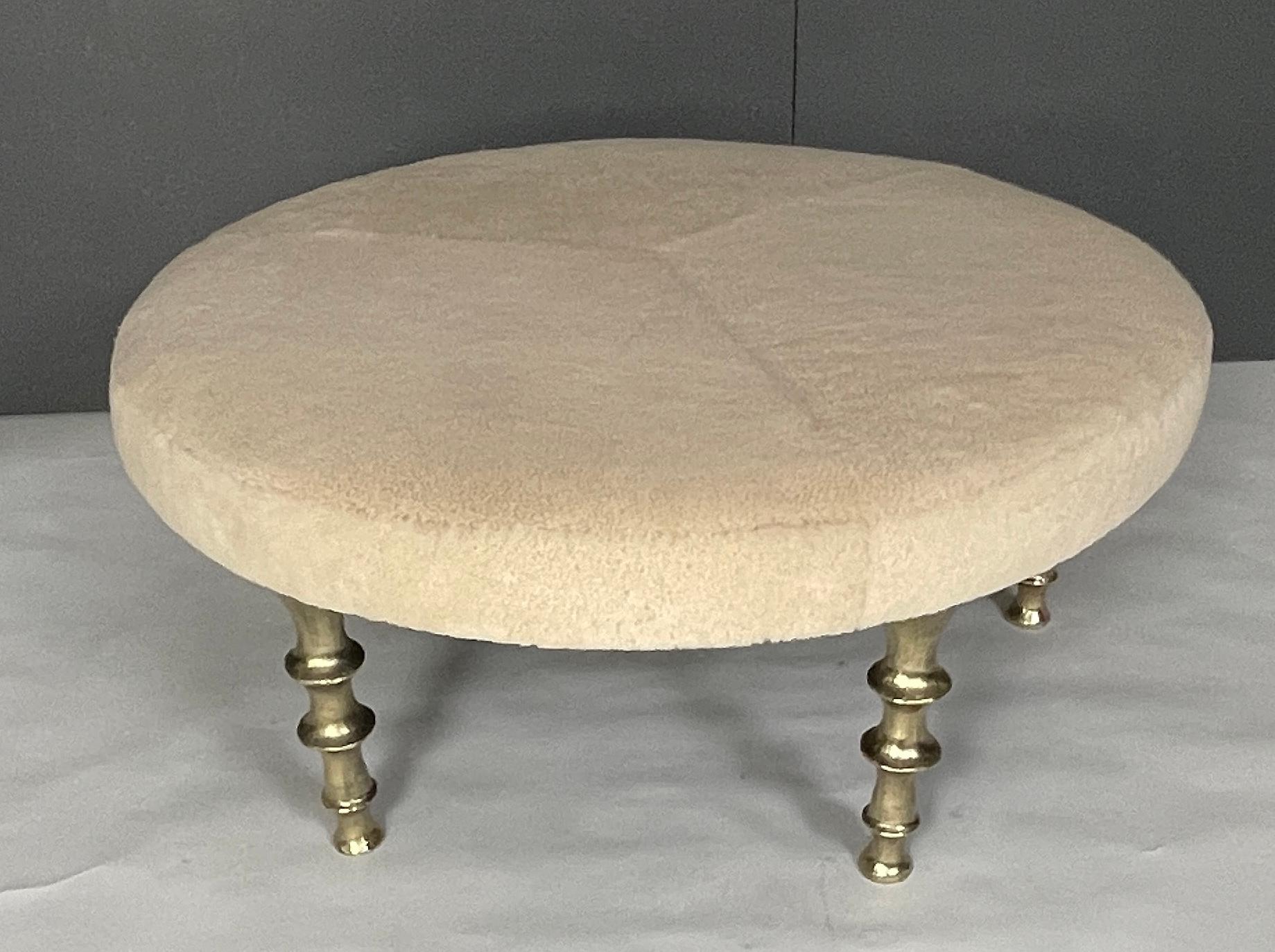 Ottoman St Paul, pieds en bronze doré par Bourgeois Boheme Atelier en vente 3