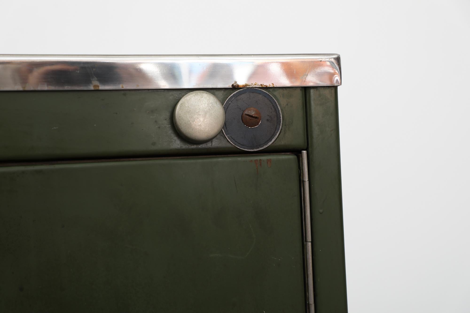 ST305 SM Belgian Green Enameled Metal Cabinet For Sale 12
