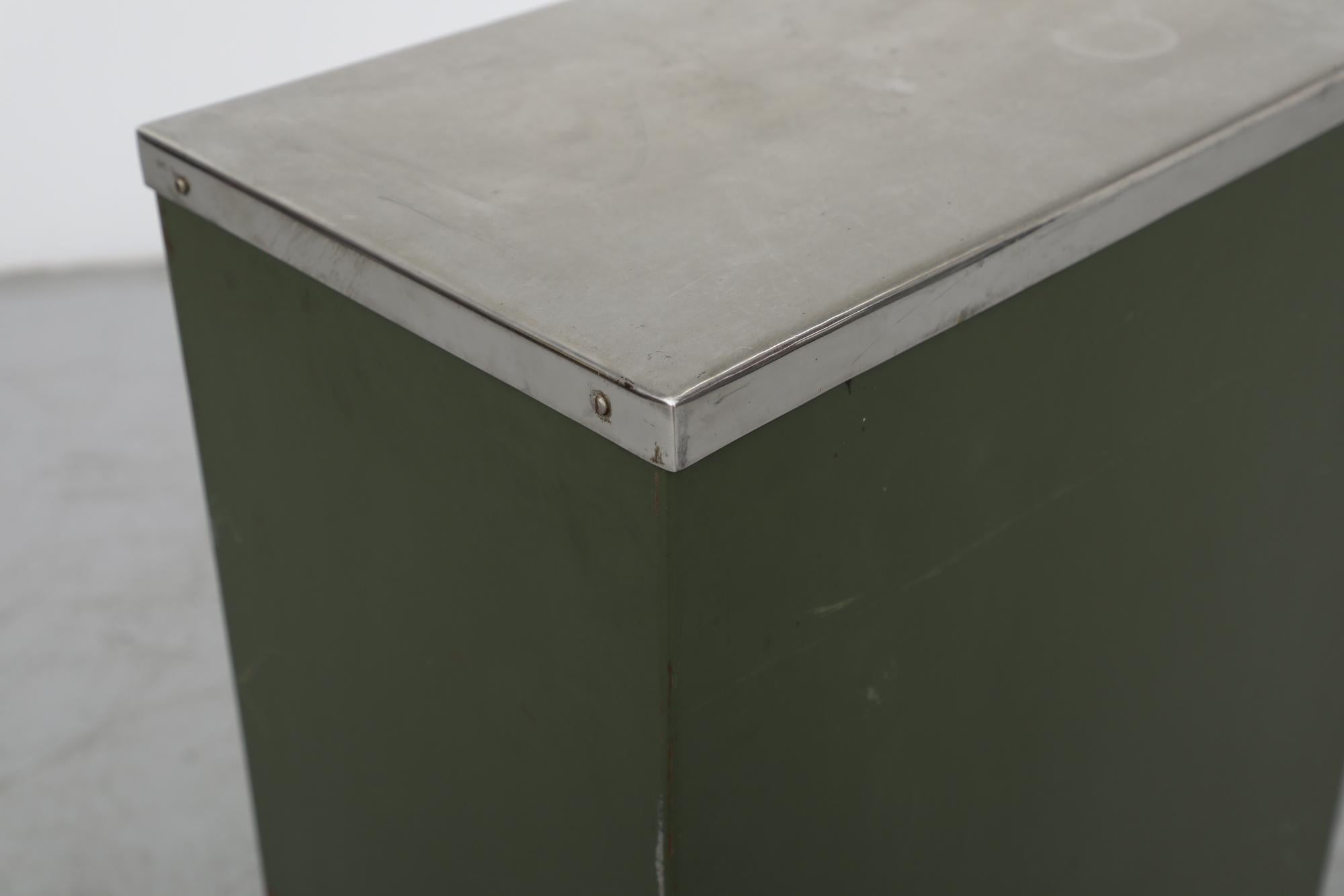 ST305 SM Belgian Green Enameled Metal Cabinet For Sale 2