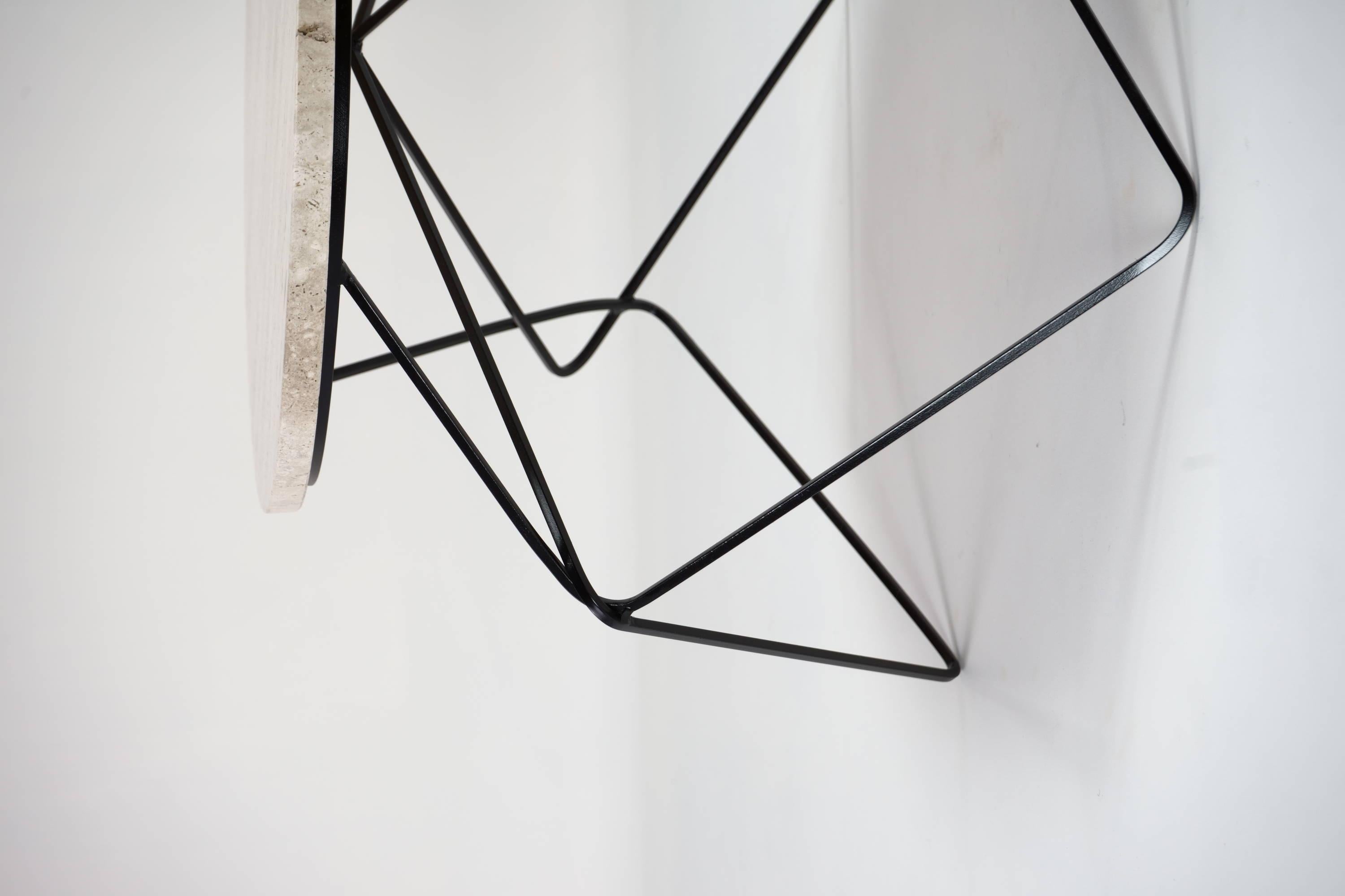XXIe siècle et contemporain Table basse en travertin, fabrique  la main en Italie par DFdesignlab en vente