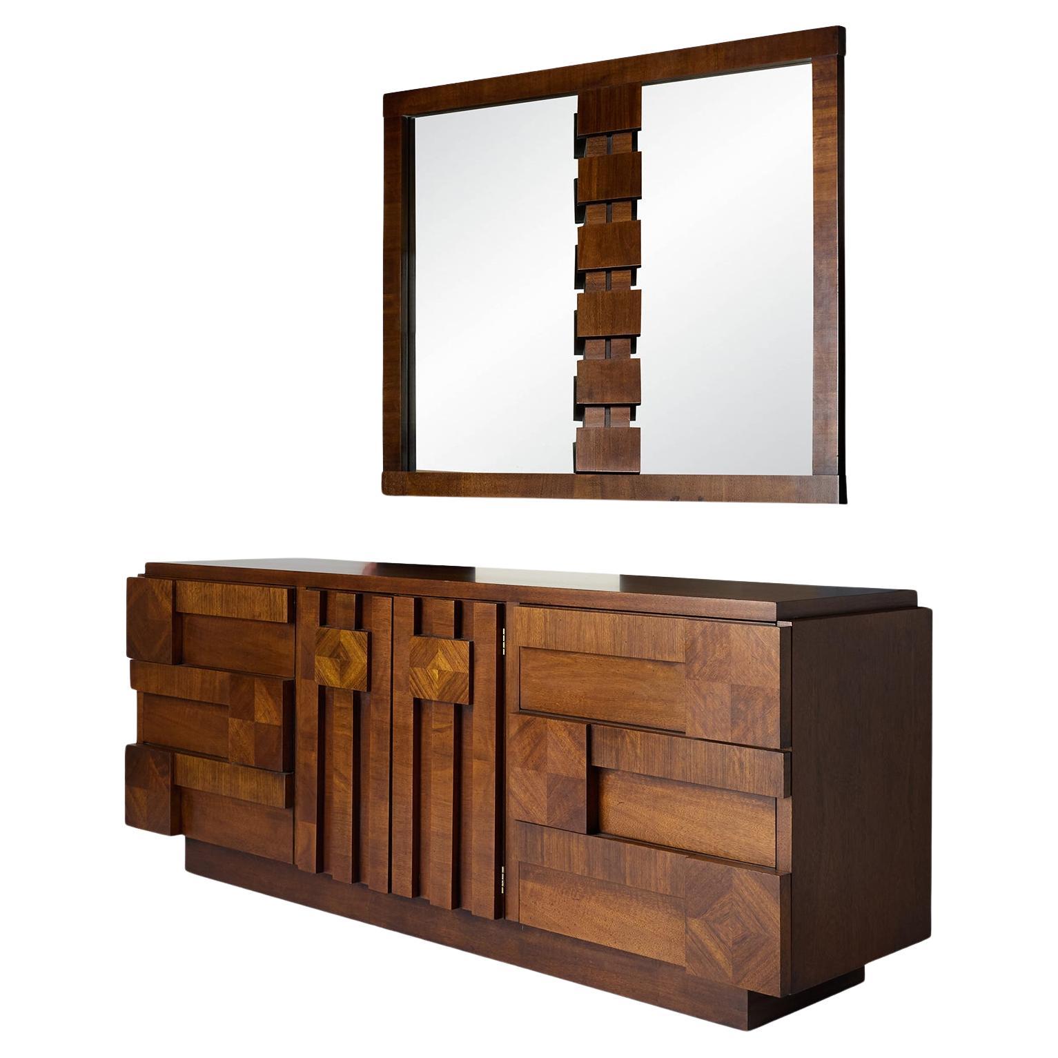 Cassettone e specchio brutalista Staccato di Lane
s