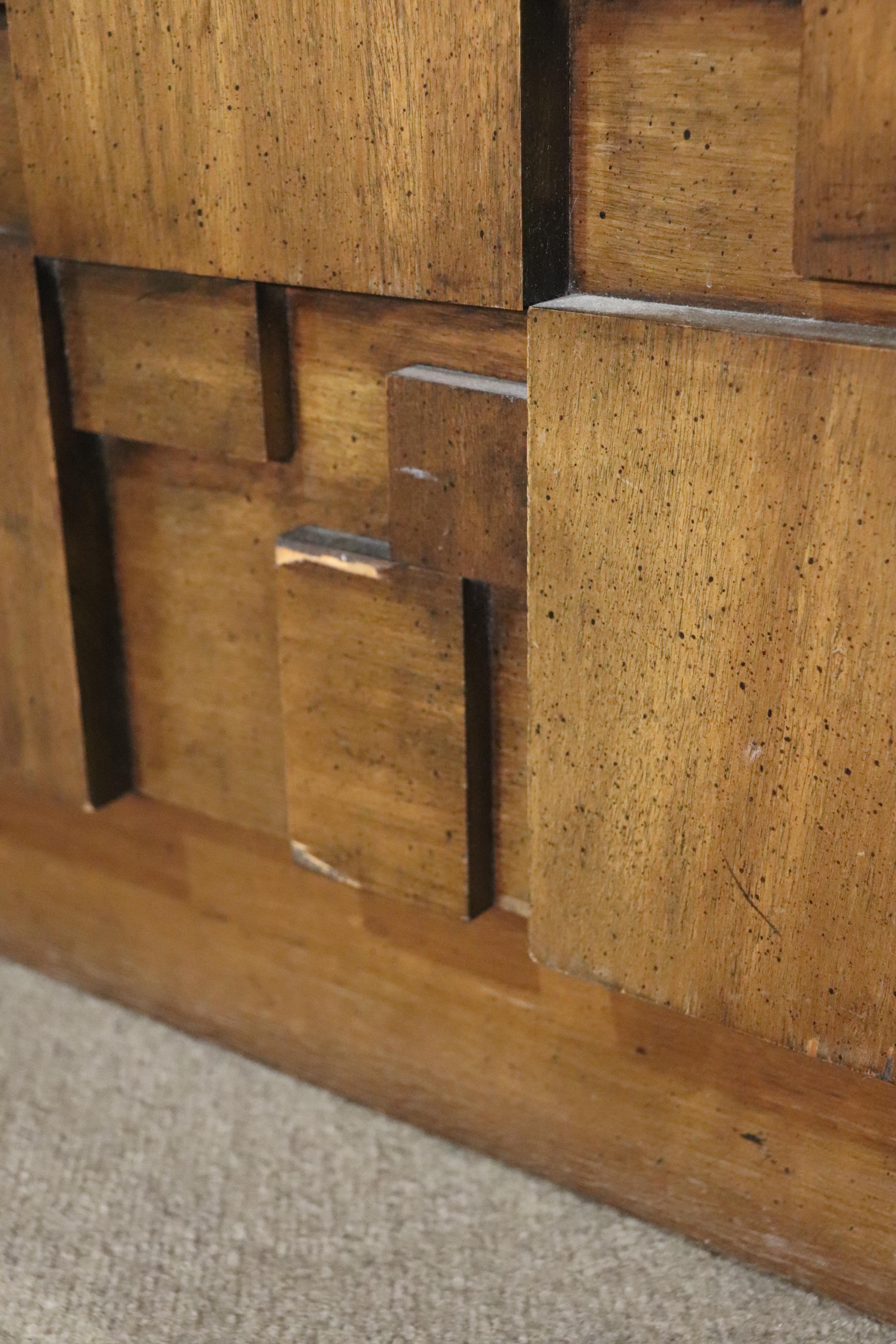 Cedar-Kommode „Staccato“ von Lane Furniture (20. Jahrhundert) im Angebot