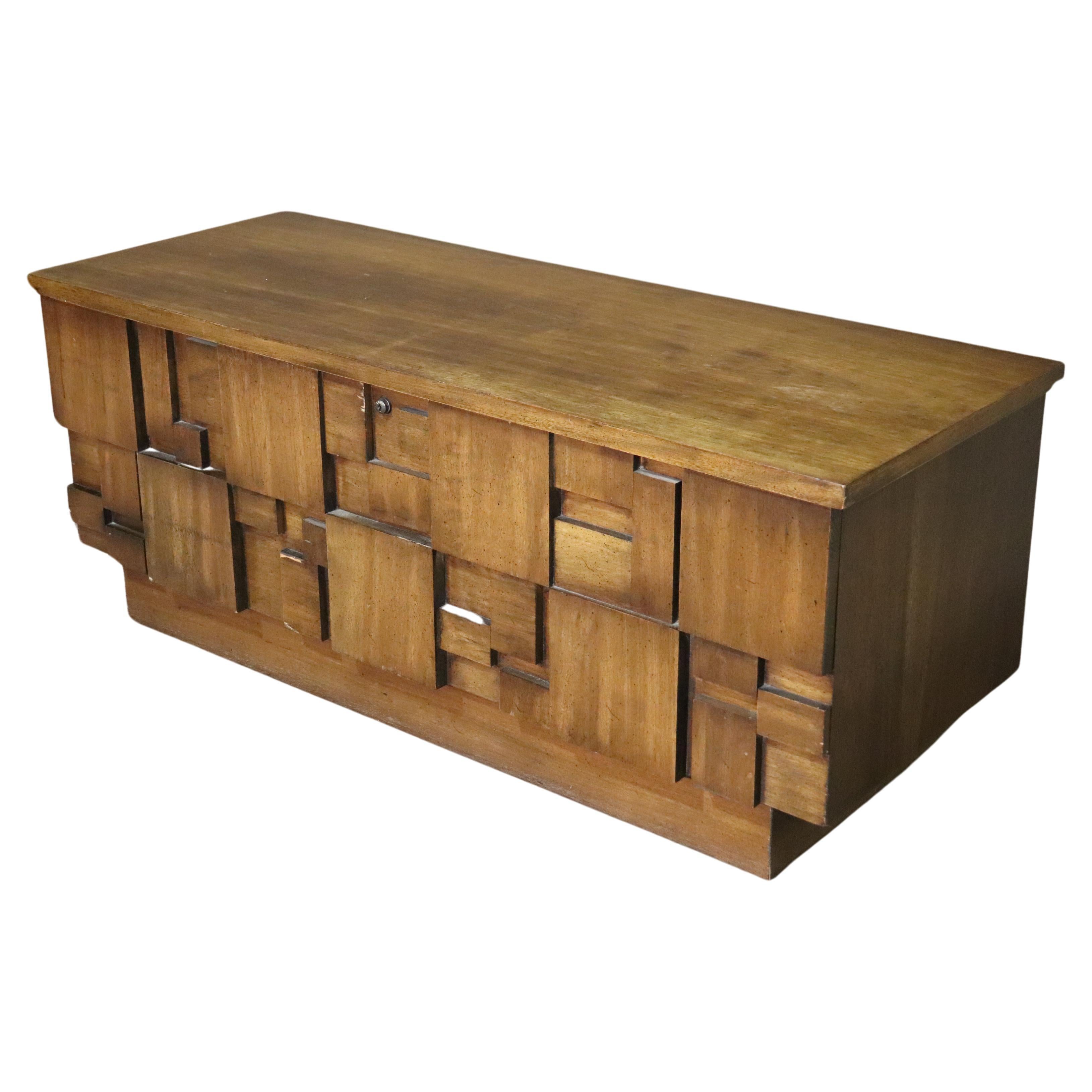 'Staccato' Cedar Chest by Lane Furniture For Sale