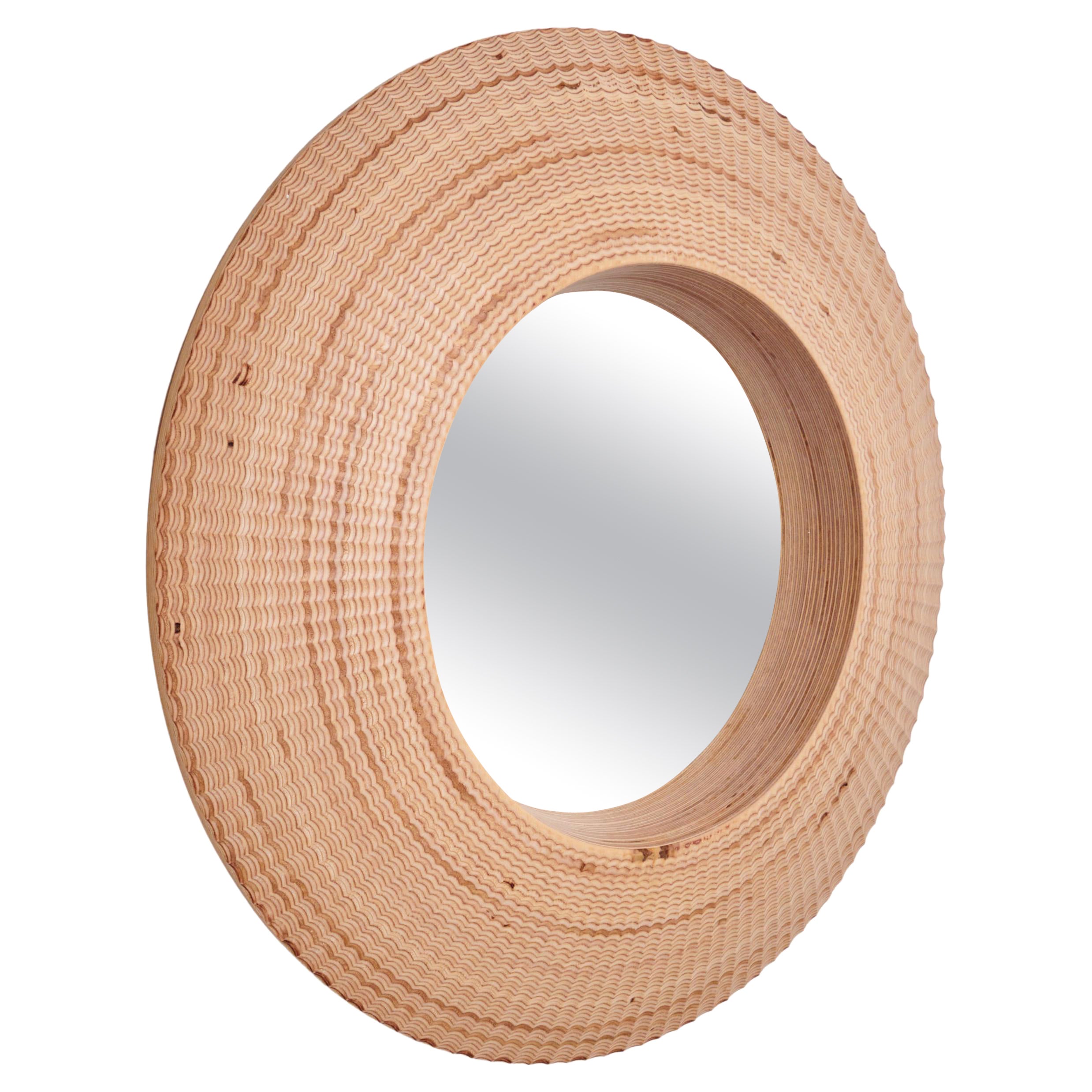 Miroir empilable n° 2 en finition naturelle, contreplaqué de bouleau baltique empilé CNC, par Timbur en vente