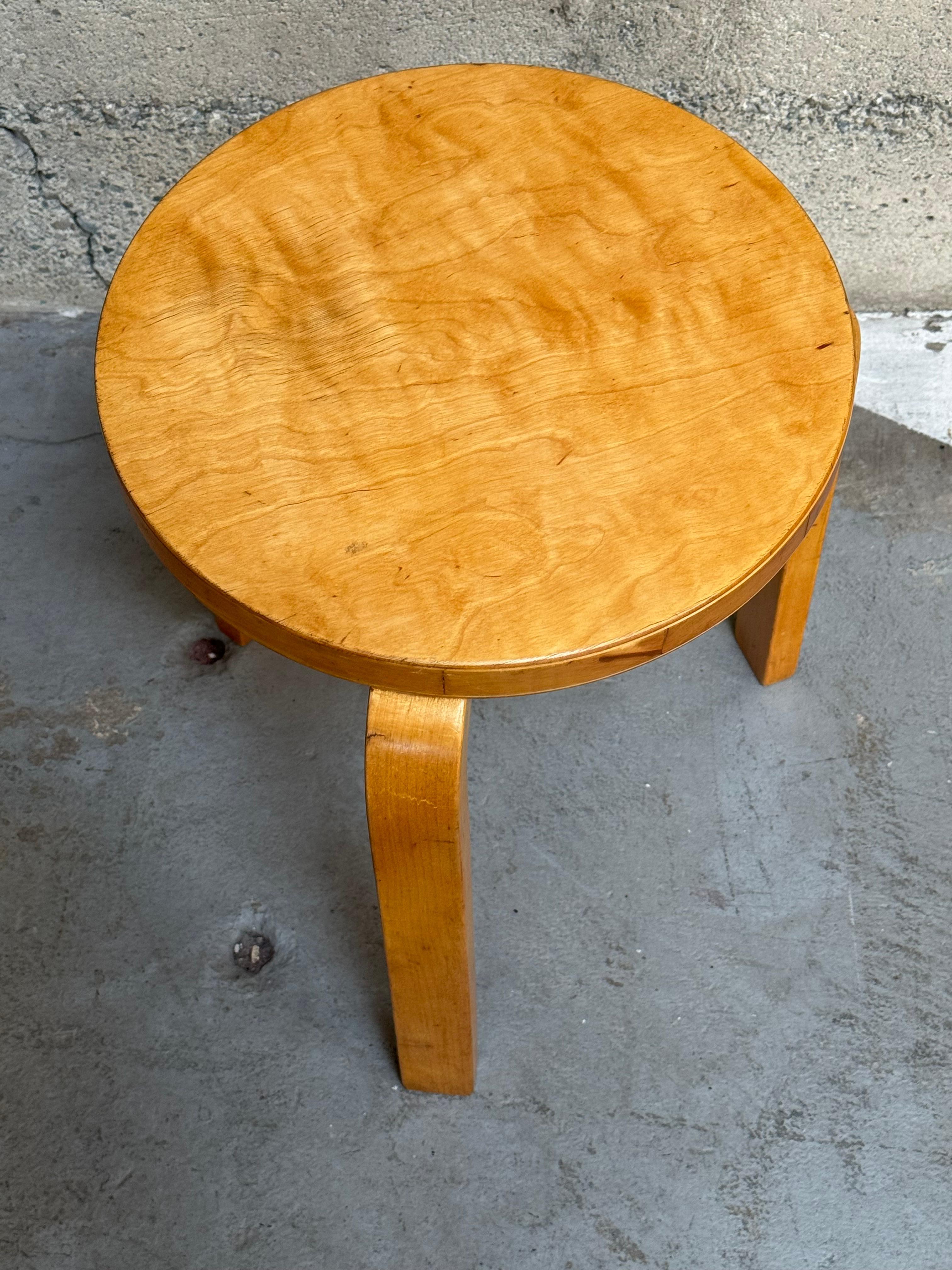 Stack of 4 1950s Alvar Aalto Model 60 Stools For Sale 1